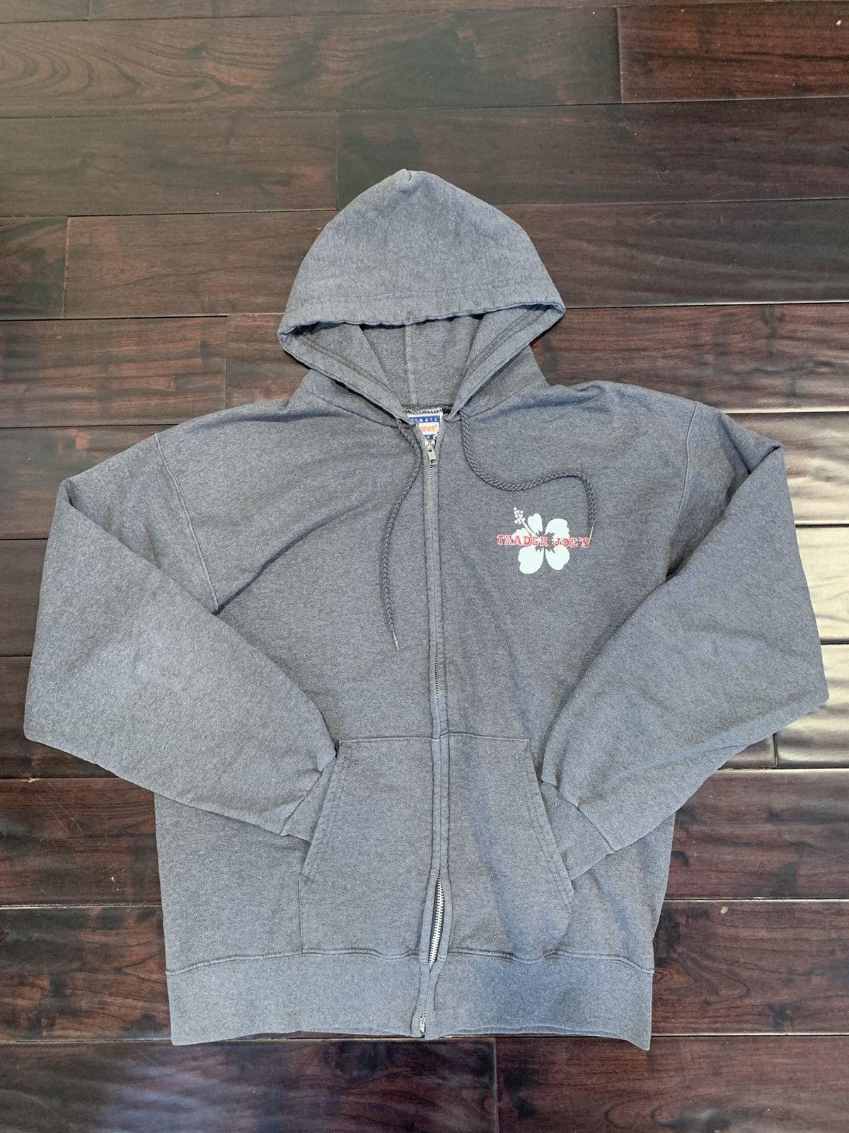 Hanes Vintage Trader Joes grey zip up Size US M / EU 48-50 / 2 - 3 Thumbnail