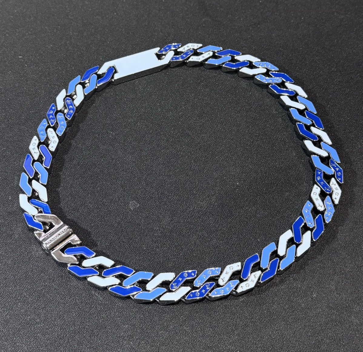 Louis Vuitton Louis Vuitton Cuban Chain Necklace, Blue Size ONE SIZE - 2 Thumbnail
