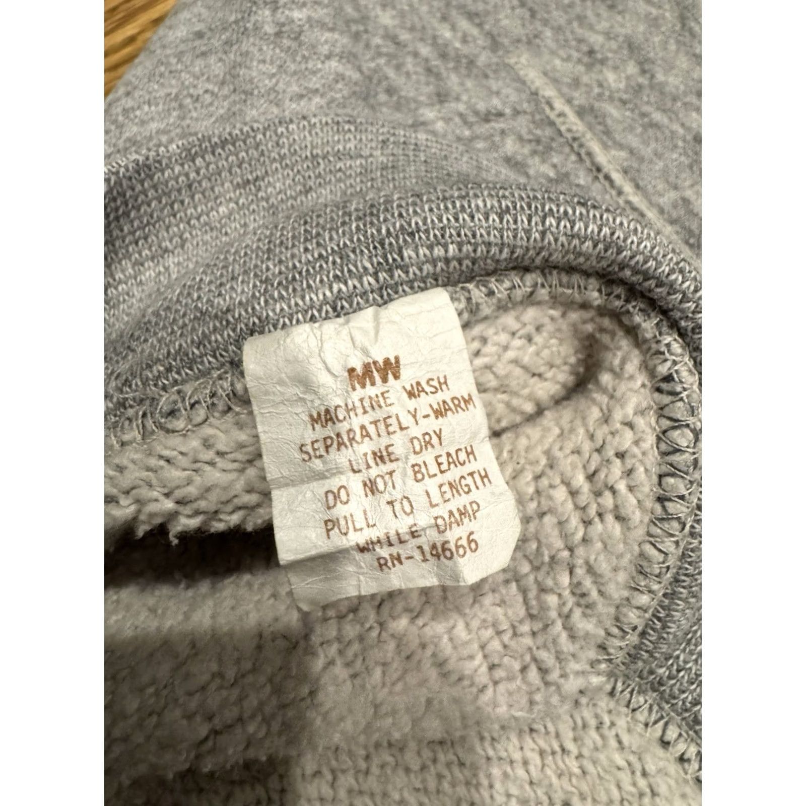 Vintage VINTAGE Augustana College Hoodie Sweatshirt Men’s Small Pullover Gray 80s 90s College University Cotton Blend Polyester Sweatshirt Mens Small Size US S / EU 44-46 / 1 - 3 Thumbnail