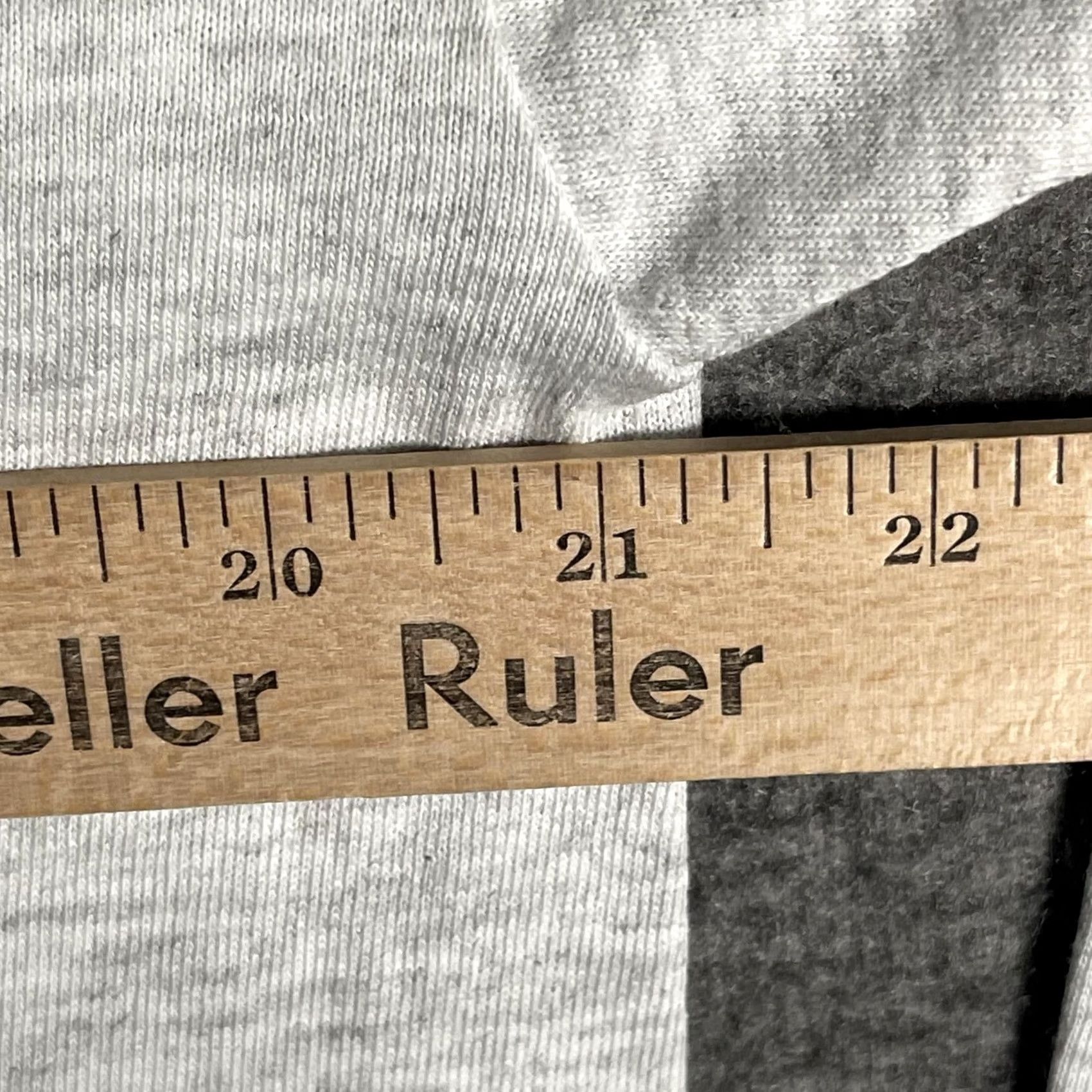 Guess VINTAGE Guess Jeans Shirt Mens Large Gray Logo Long Sleeve Made USA 90s Size US L / EU 52-54 / 3 - 7 Thumbnail