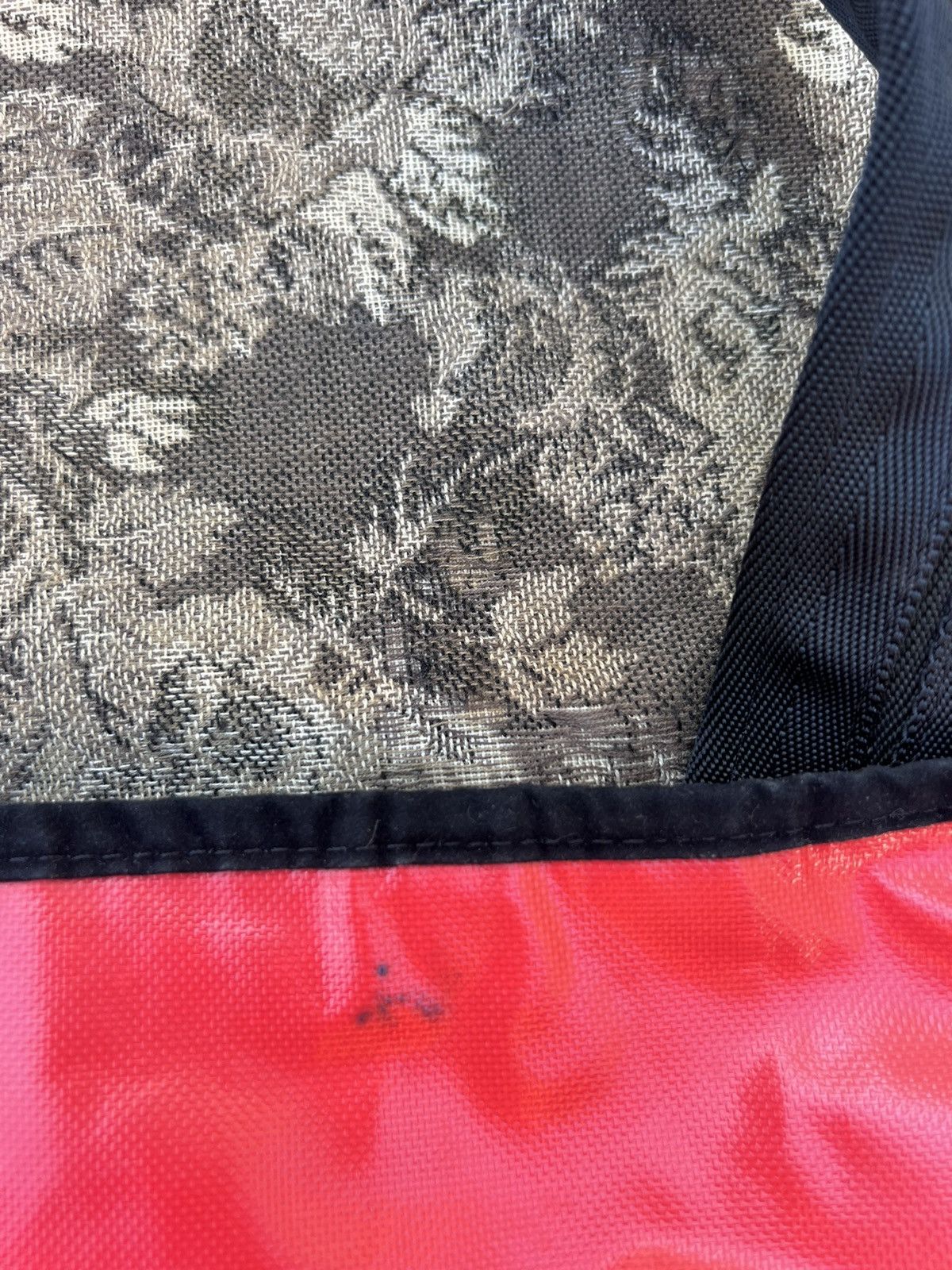 Vintage Vintage Beruf Tokyo Japan Jacquard Tarpaulin Messenger Bag Size ONE SIZE - 21 Thumbnail
