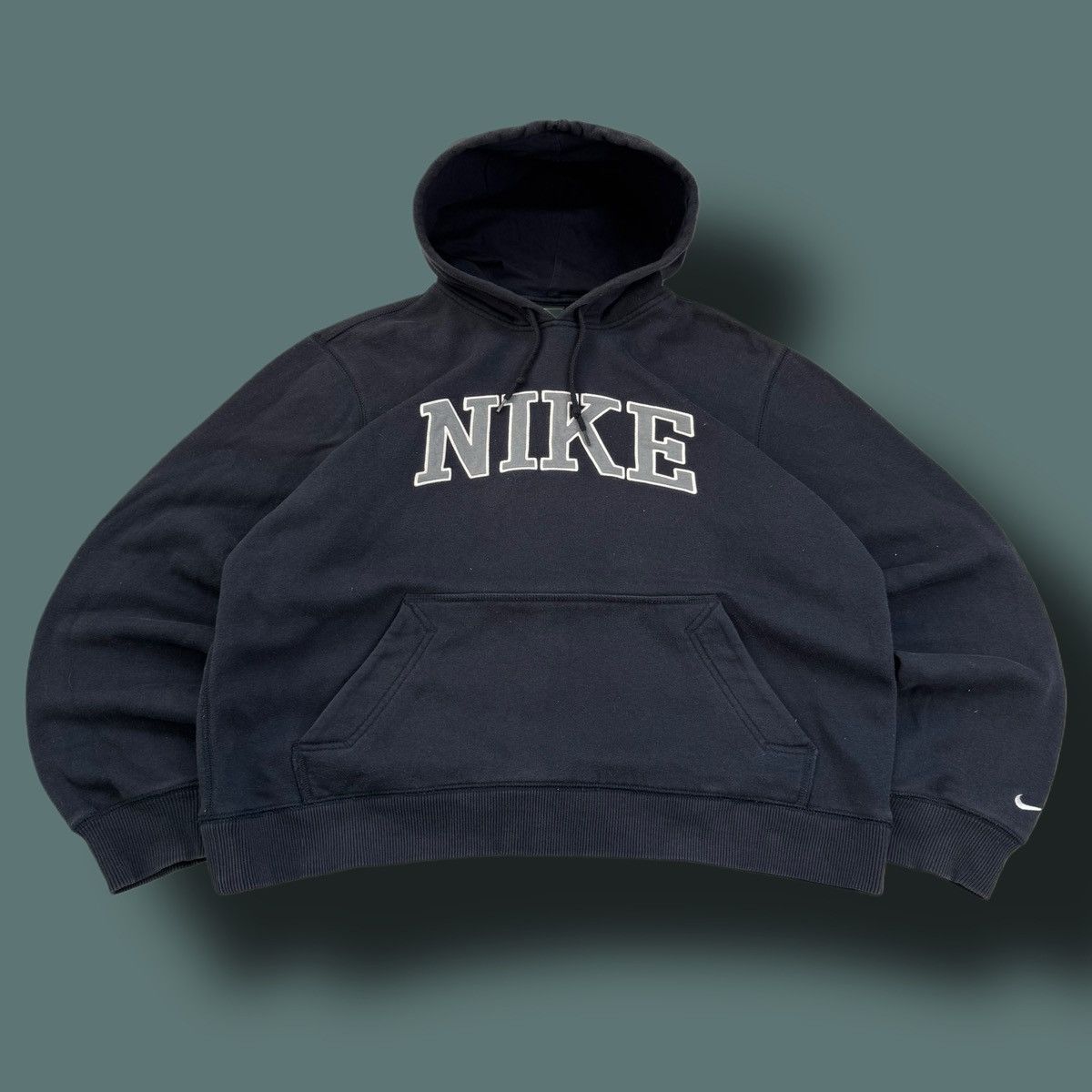Nike × Vintage NIKE VINTAGE CENTER LOGO OVERSIZE BOXY HOODIE Size US L / EU 52-54 / 3 - 1 Thumbnail