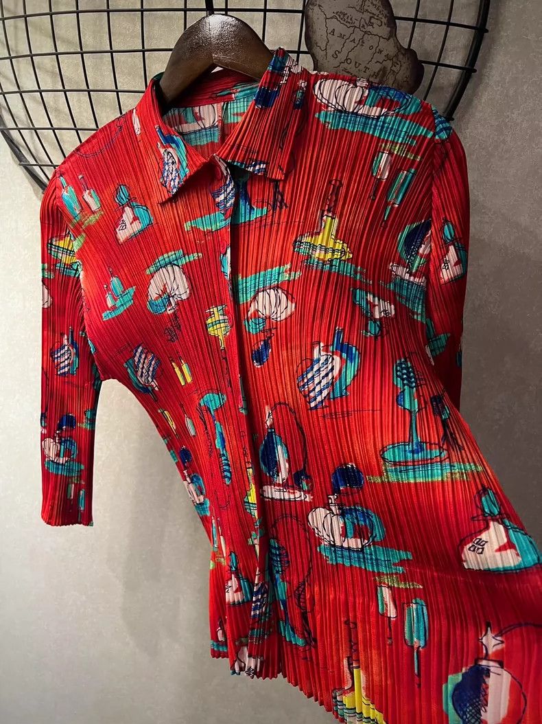 Issey Miyake Issey Miyake Red pleated cardigan Size L / US 10 / IT 46 - 1 Thumbnail