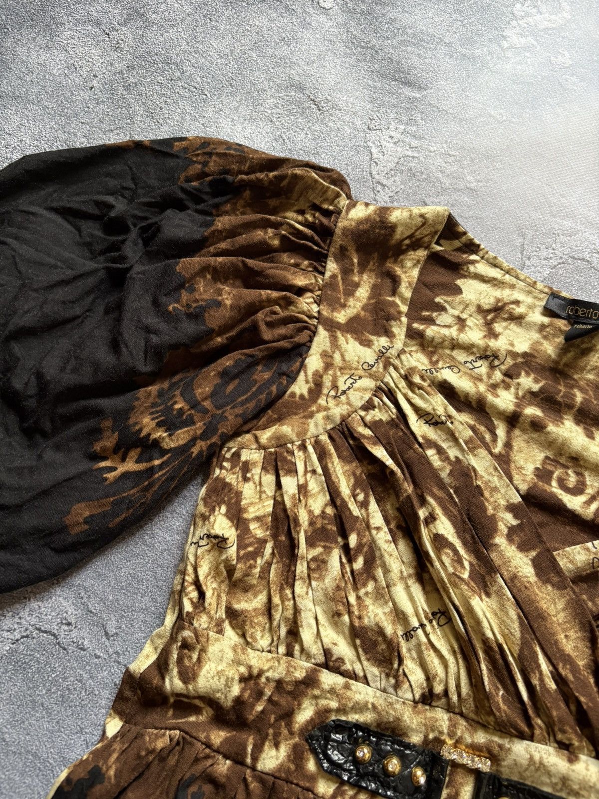 Roberto Cavalli Vintage 00s Roberto Cavalli Luxury Printed Viscose Blouse Size S / US 4 / IT 40 - 9 Thumbnail