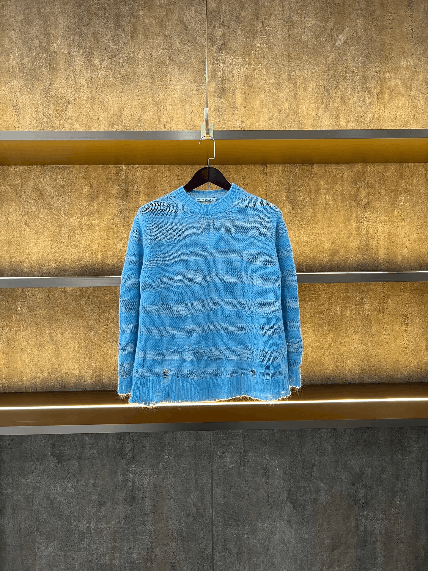Acne Studios Acne Studios Distressed Sweater M Women Size M / US 6-8 / IT 42-44 - 1 Thumbnail