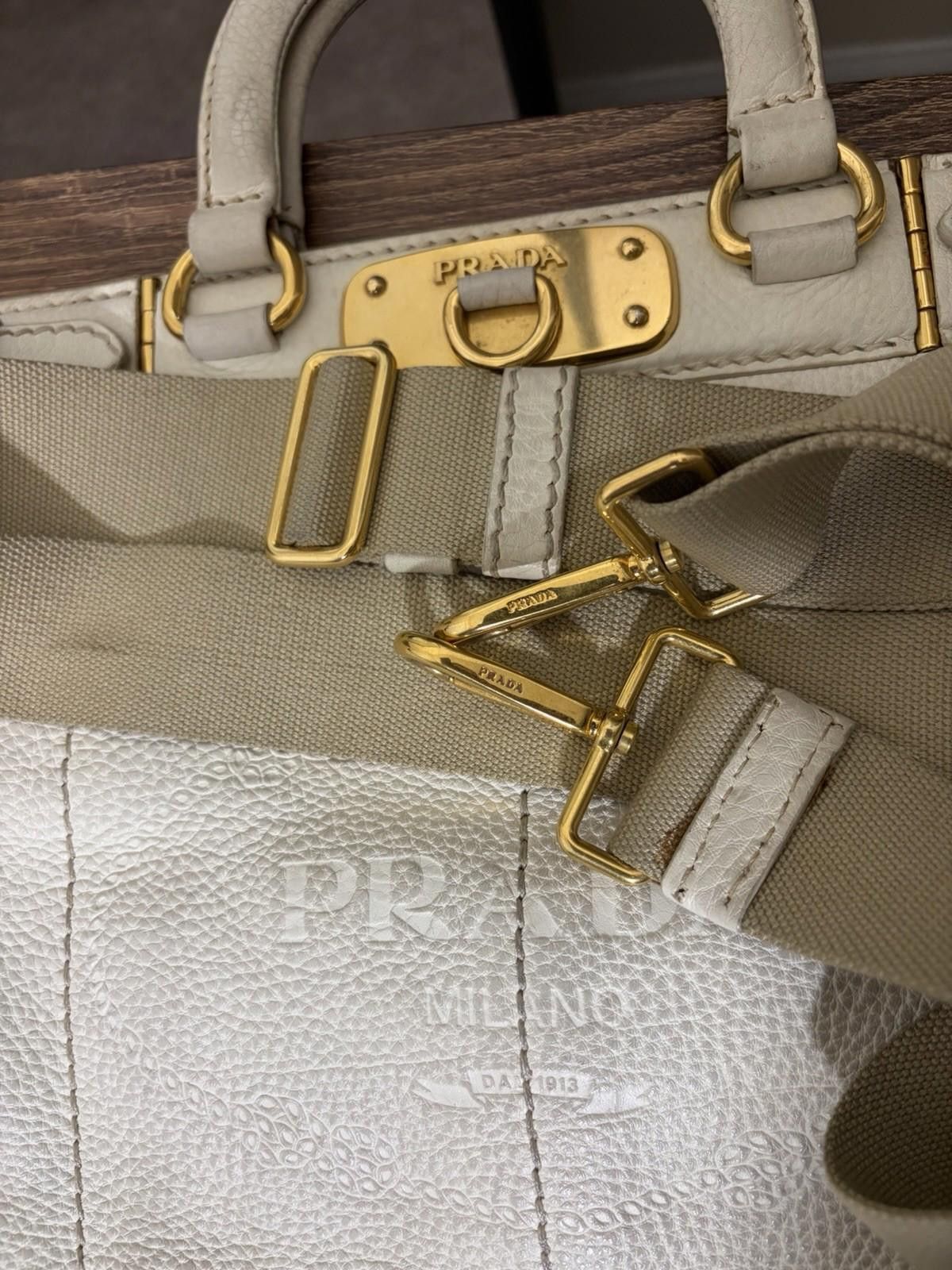 Prada Prada Vitello Daino Bauletto Leather Shoulder Doctor Handbag Size ONE SIZE - 7 Thumbnail