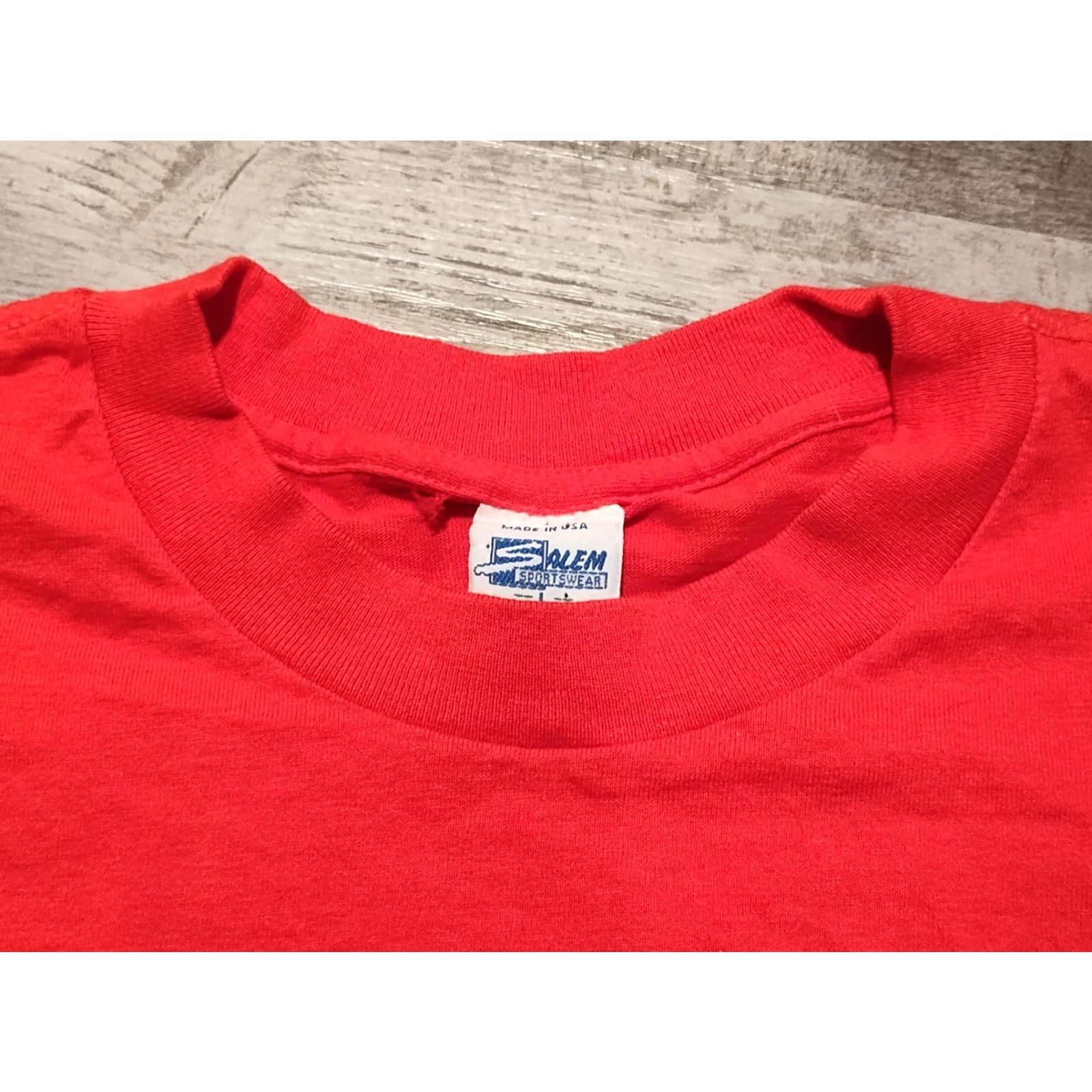 Salem Sportswear VINTAGE Detroit Red Wings T-Shirt Men Large Red USA Made Salem Sportswear Short Sleeve Crew Neck Graphic Print 90s NHL Size US L / EU 52-54 / 3 - 7 Thumbnail