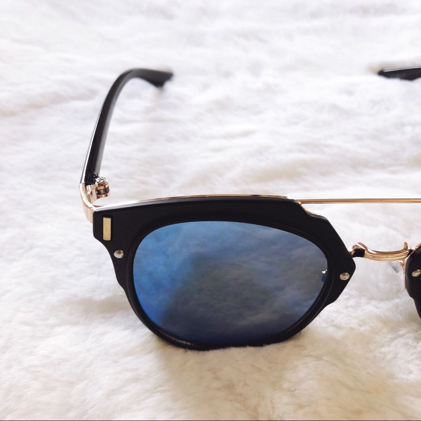 Other Taylor Blue & Black Brow Bar Sunglasses Size ONE SIZE - 8 Thumbnail