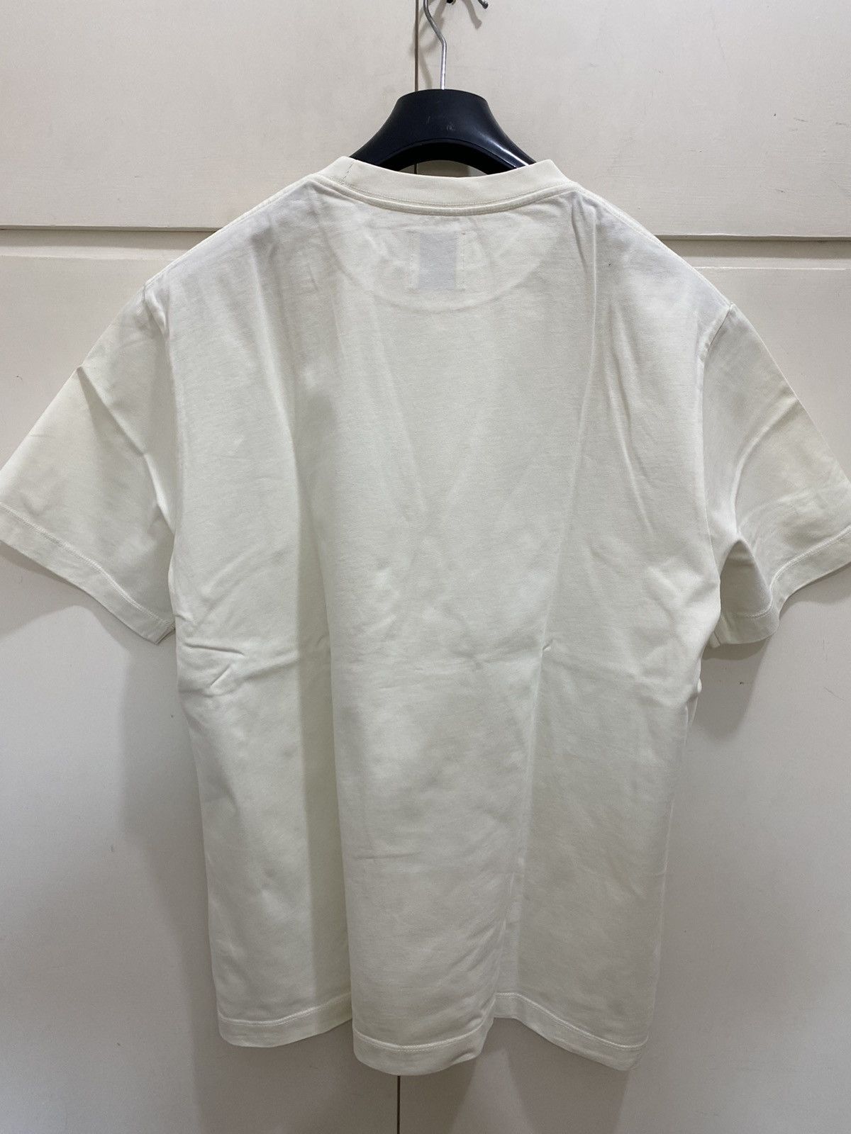 ROA ROA T-shirt, size L, White, used, in excellent condition. Size US L / EU 52-54 / 3 - 10 Thumbnail