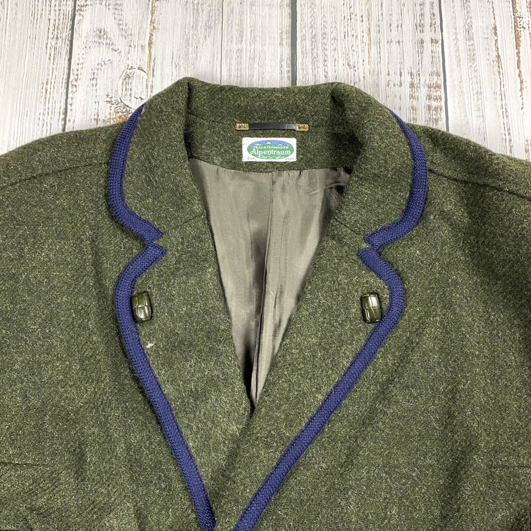 Vintage VINTAGE ALPENTRAUM Women's Wool Blazer Herringbone Tweed Double-Breasted Green 90s Classic Size US 20 Size XL / US 12-14 / IT 48-50 - 3 Thumbnail