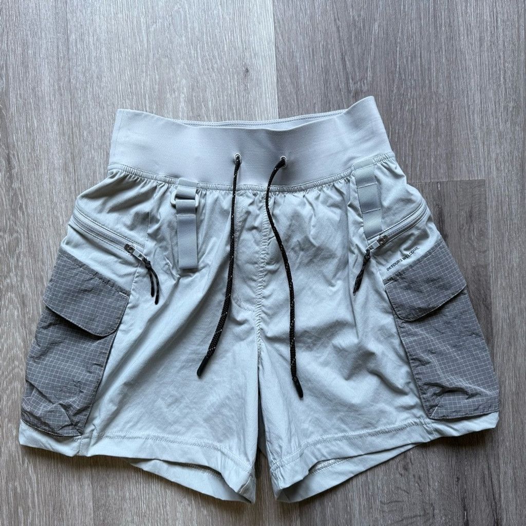 Lululemon Lululemon Athletica Gray Multi Pocket Cargo High-Rise Hiking Size 26" / US 2 / IT 38 - 5 Thumbnail