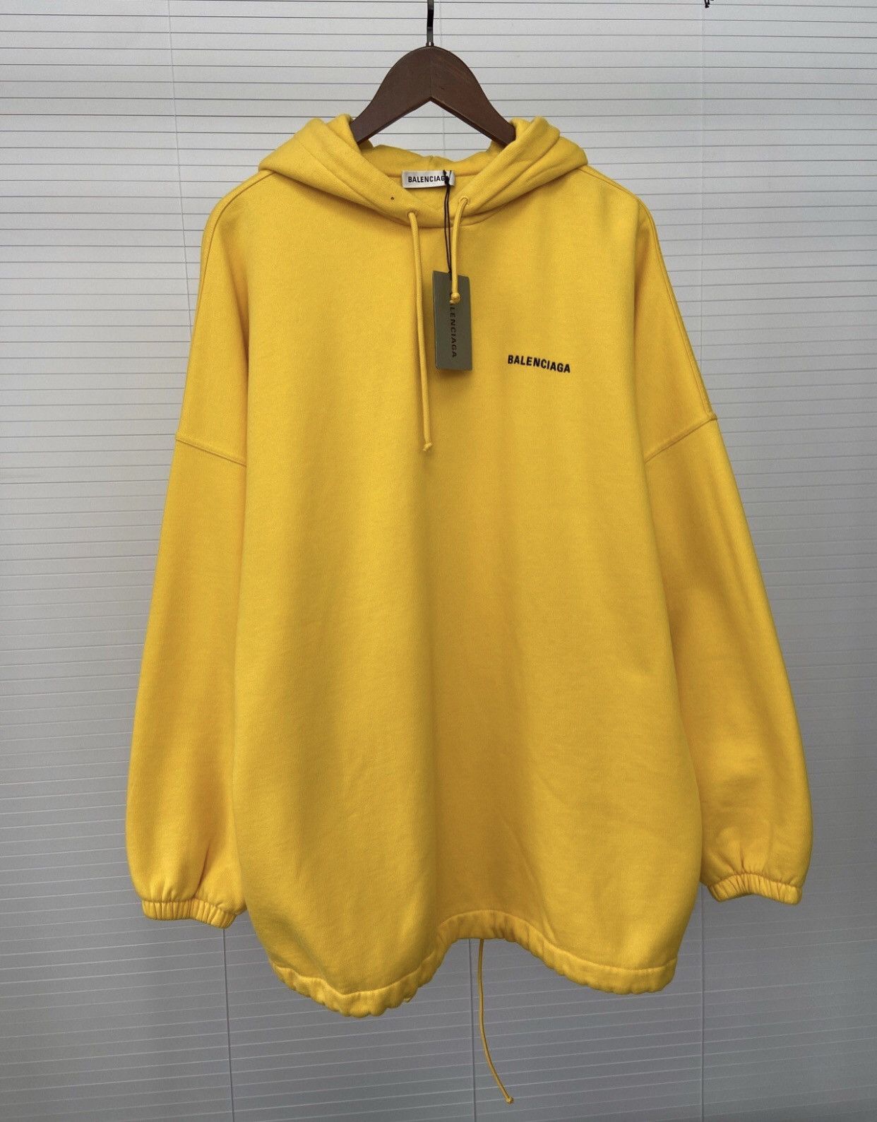 Balenciaga Balenciaga chest letter embroidered logo yellow hoodie Size US XS / EU 42 / 0 - 3 Thumbnail