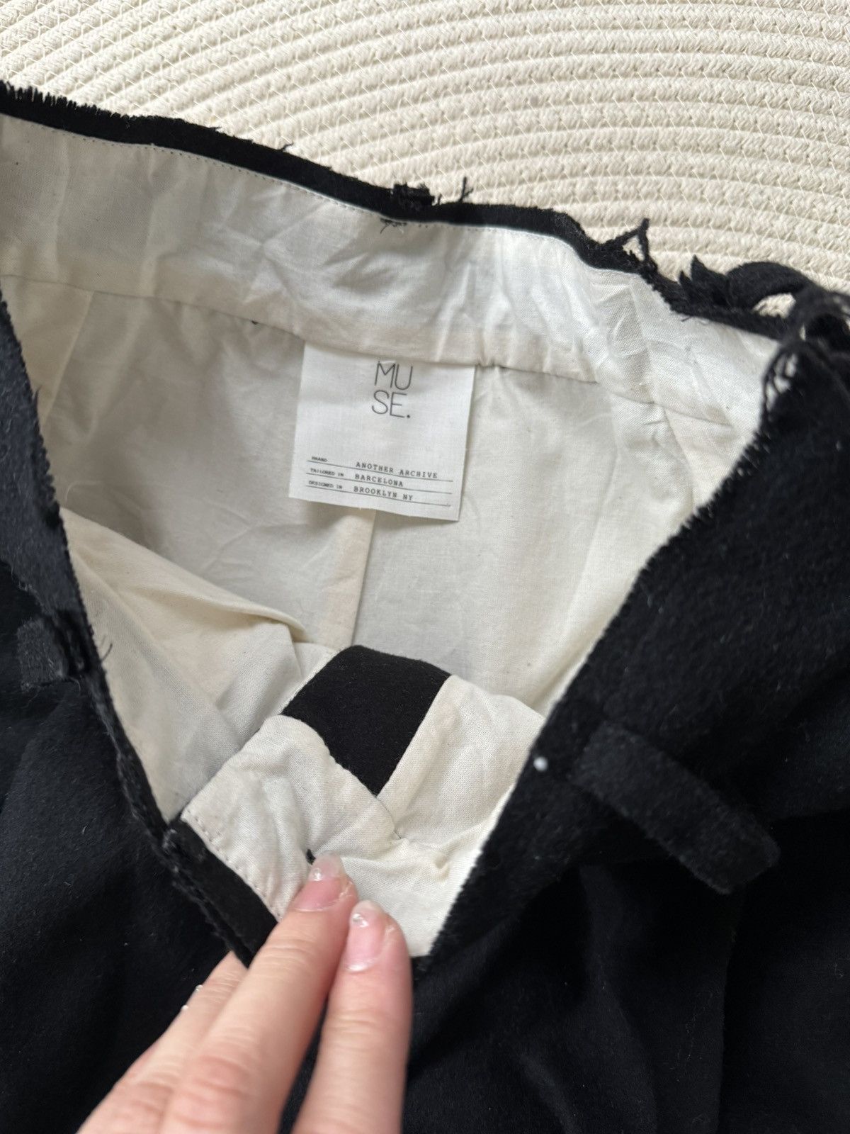 Designer Another Archive FRAYED BLACK WOOL PANTS SIZE SMALL Size 27" / US 4 / IT 40 - 5 Thumbnail