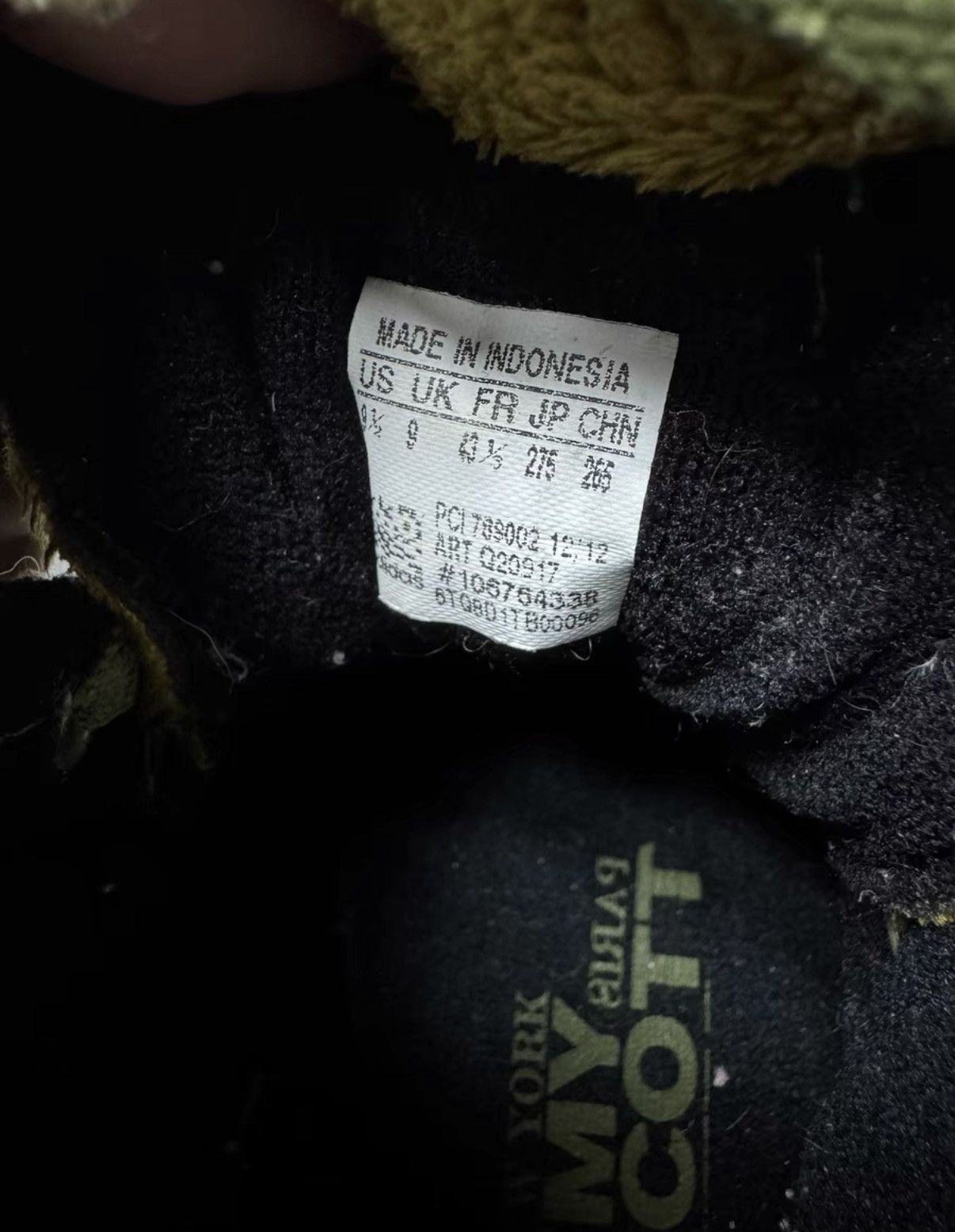 Adidas adidas Jeremy Scott Wings Bear, Brown Camo Bear K37 Size US 9.5 / EU 42-43 - 8 Thumbnail