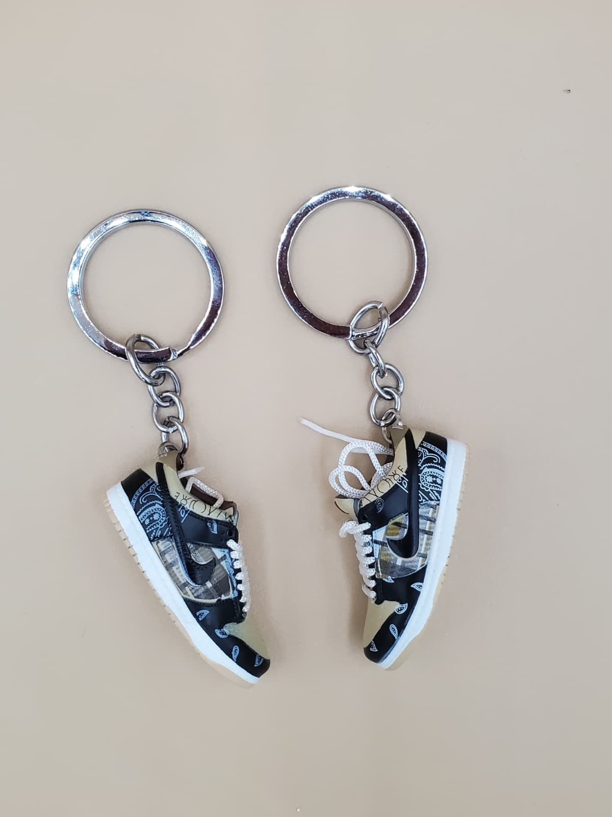 Nike Nike SB Dunk Low Travis Scott Cactus Jack Keychain Set Size ONE SIZE - 3 Thumbnail