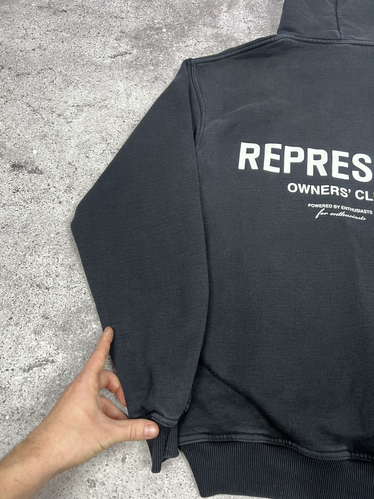 Represent Clo. Represent Owners Club Men's Hoodie Black Cotton Heavyweight Size US S / EU 44-46 / 1 - 7 Thumbnail