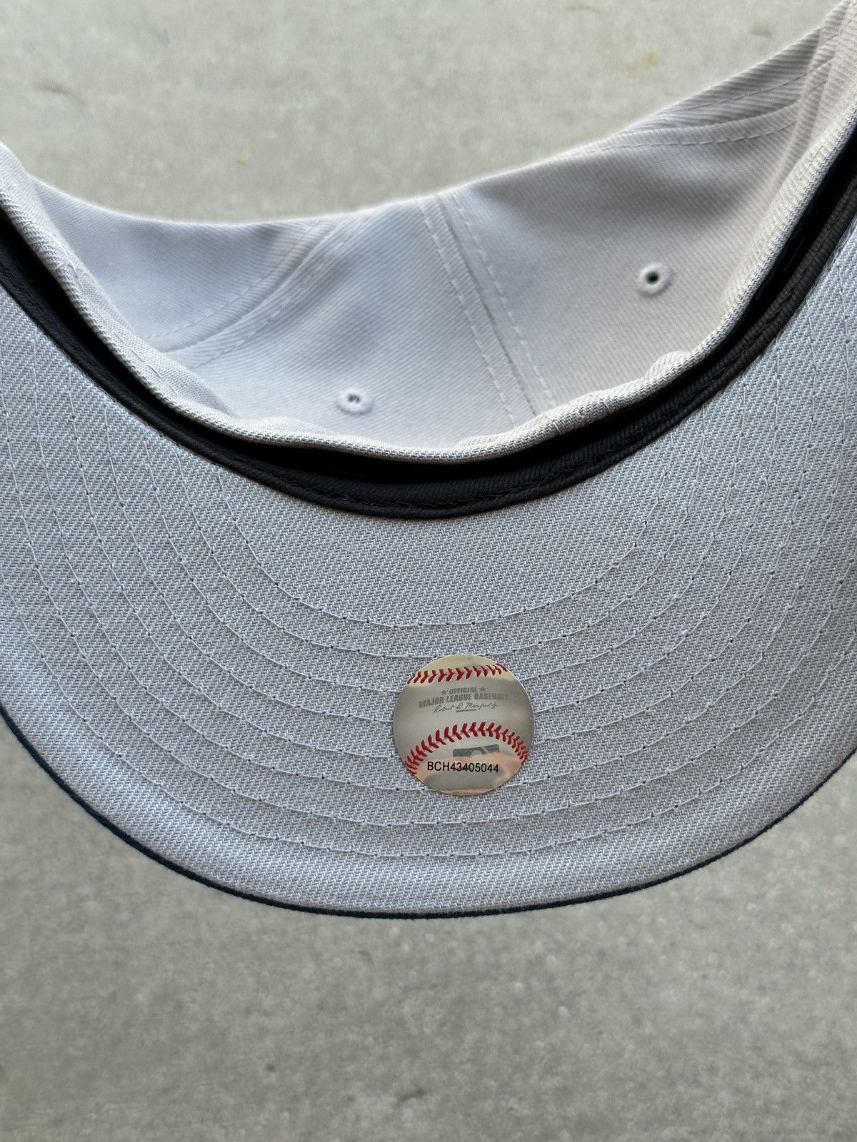 MLB × New Era Washington Nationals Script Two Tone Fitted Hat 7 1/4 Size ONE SIZE - 3 Thumbnail