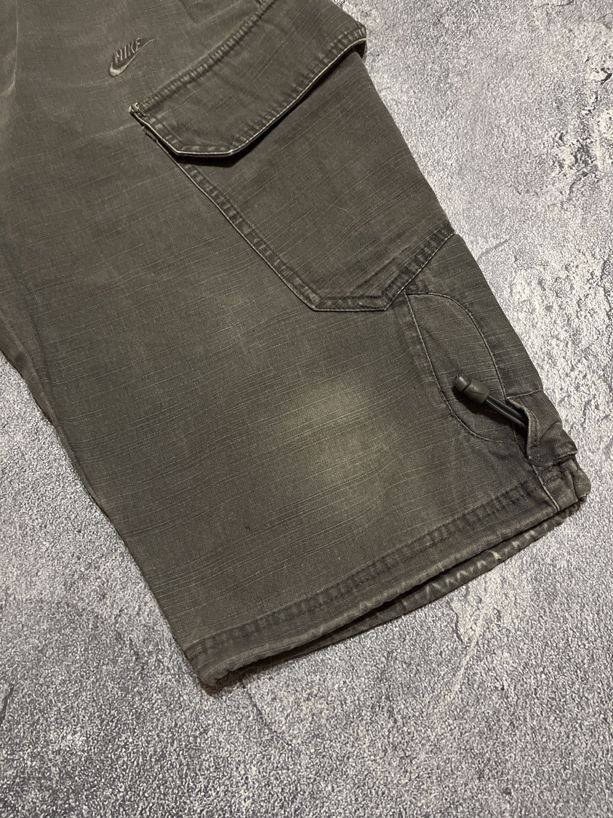 Japanese Brand × Vintage Vintage Y2K Nike Cargo Long Shorts Japanese Style Size US 34 / EU 50 - 5 Thumbnail