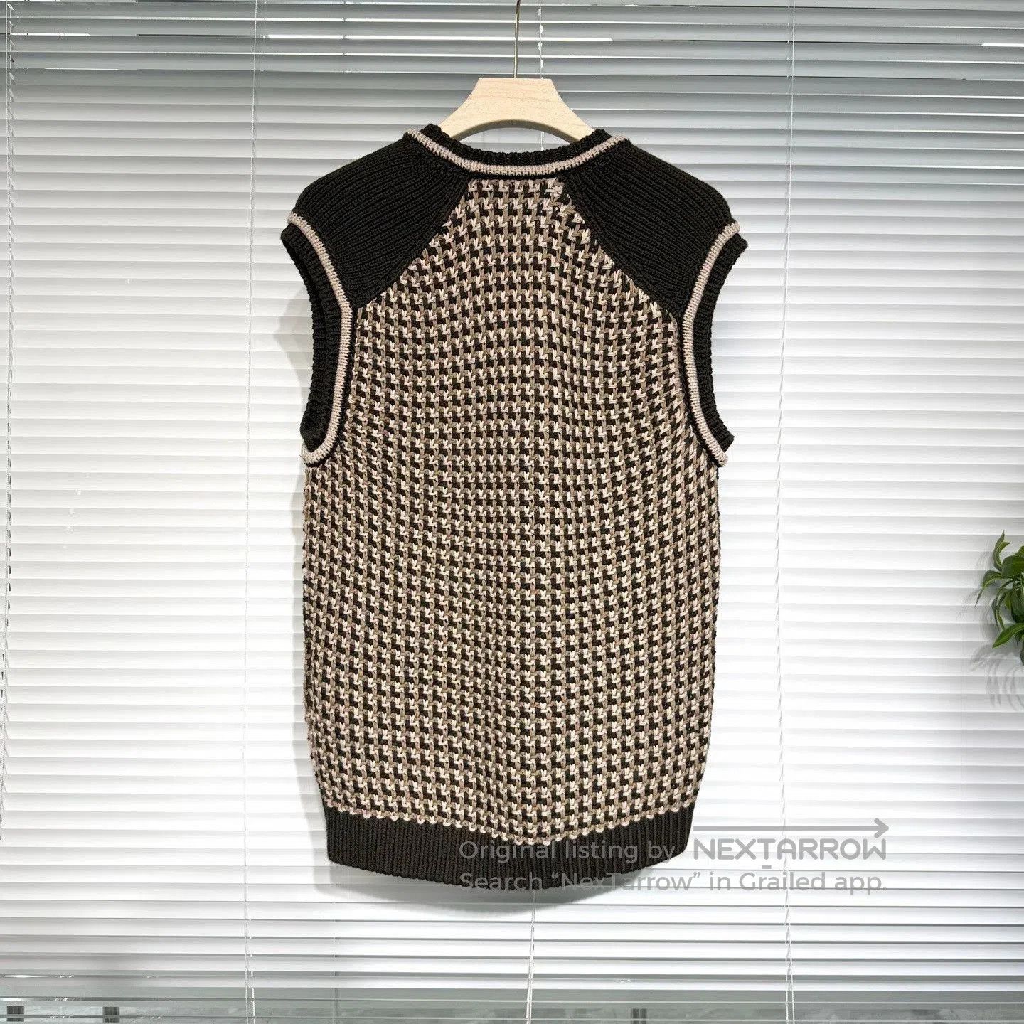 Louis Vuitton Louis Vuitton Knit Vest. Size US M / EU 48-50 / 2 - 2 Thumbnail