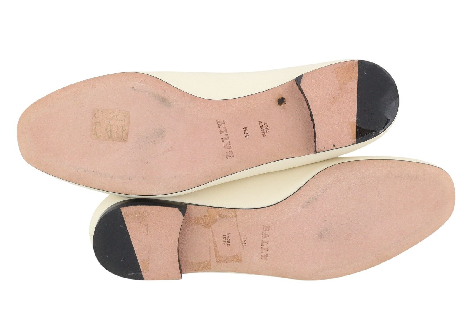 Bally ELLAH EU36.5 Milky Leather Gold Detail Loafers 88410 Size US 5.5 / IT 35.5 - 9 Thumbnail