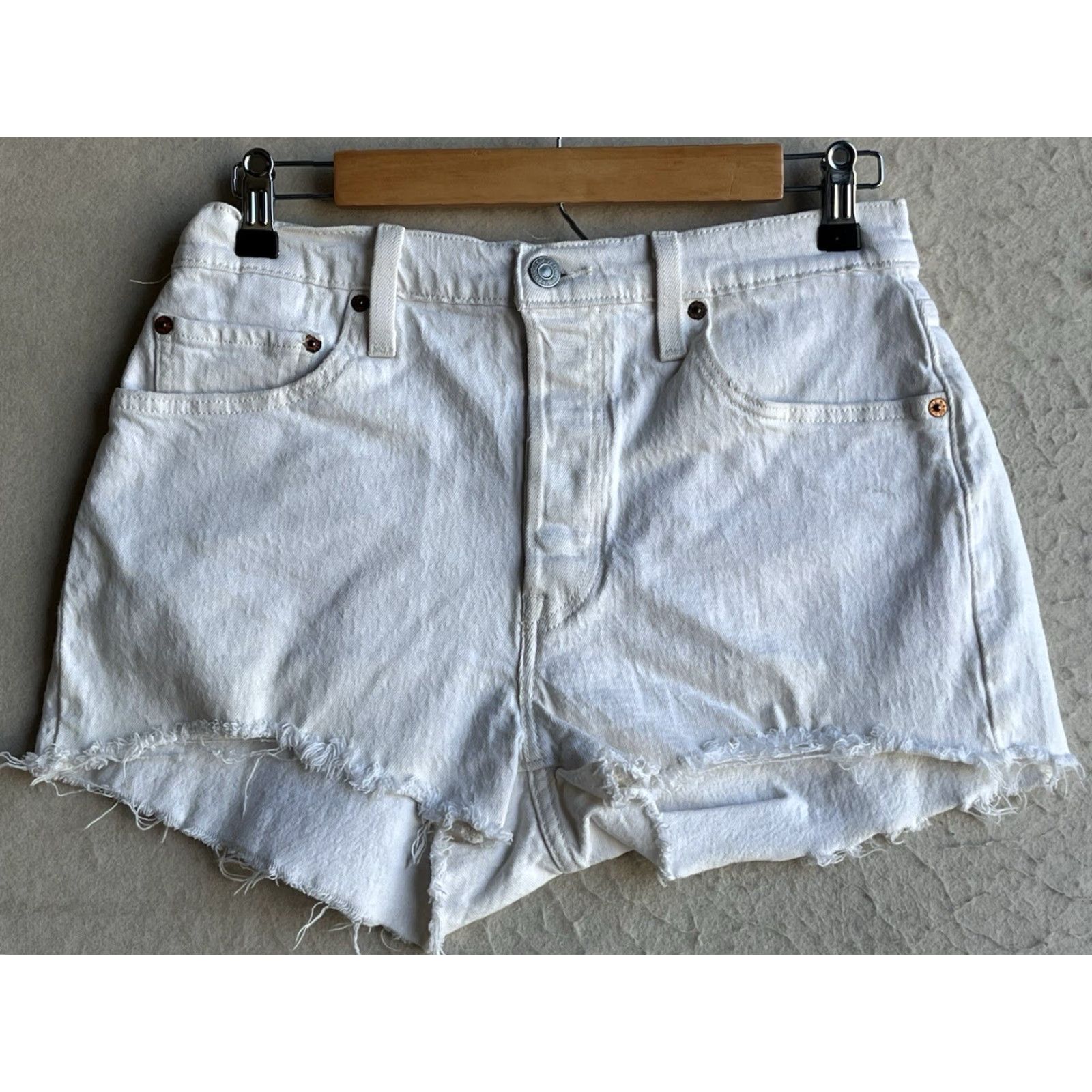 Levi's Levi's 501 White Button Fly High Rise Jean Shorts Women's Size 28 Casual Solid White Cut-Off Jeans Short Women's 28 Size 28" / US 6 / IT 42 - 2 Thumbnail