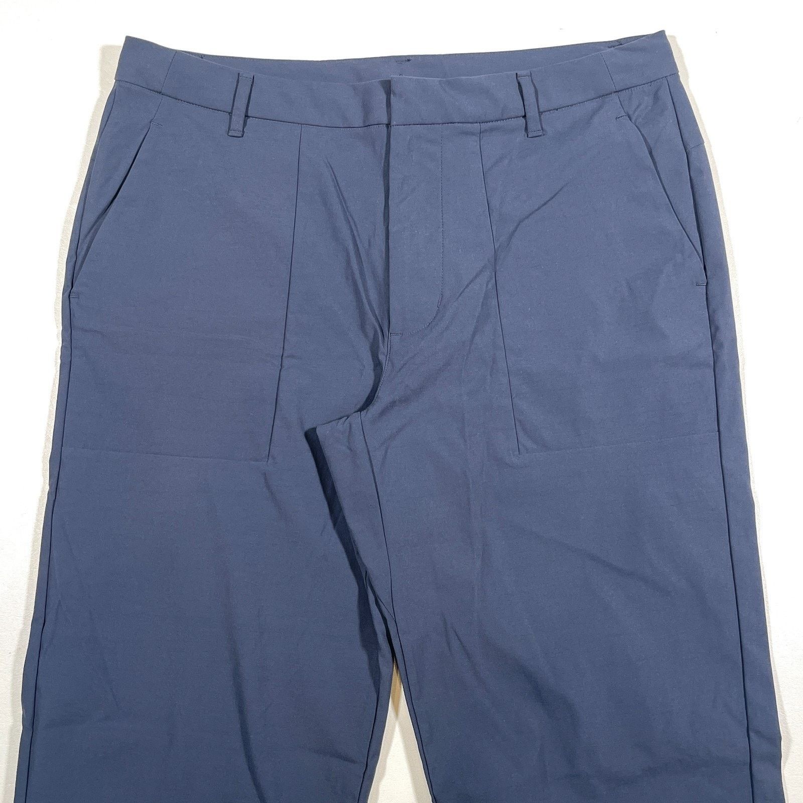 Lululemon All In Motion Activewear Lifestyle Golf Pants Navy 34x30 Size US 34 / EU 50 - 3 Thumbnail