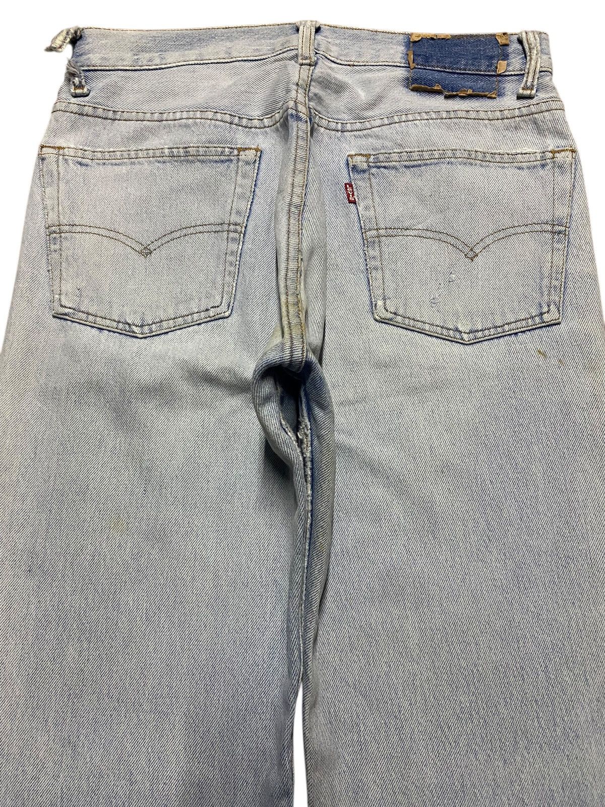 Levi's Vintage Clothing Vintage Levis 501 90s Light Wash Distressed Loose Jeans Size US 30 / EU 46 - 4 Thumbnail