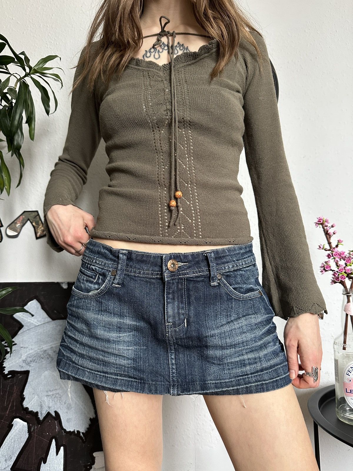 Japanese Brand × Vintage Y2K Sexy Distressed Grunge Micro Mini denim skirt Size 34" / US 12 / IT 48 - 2 Thumbnail