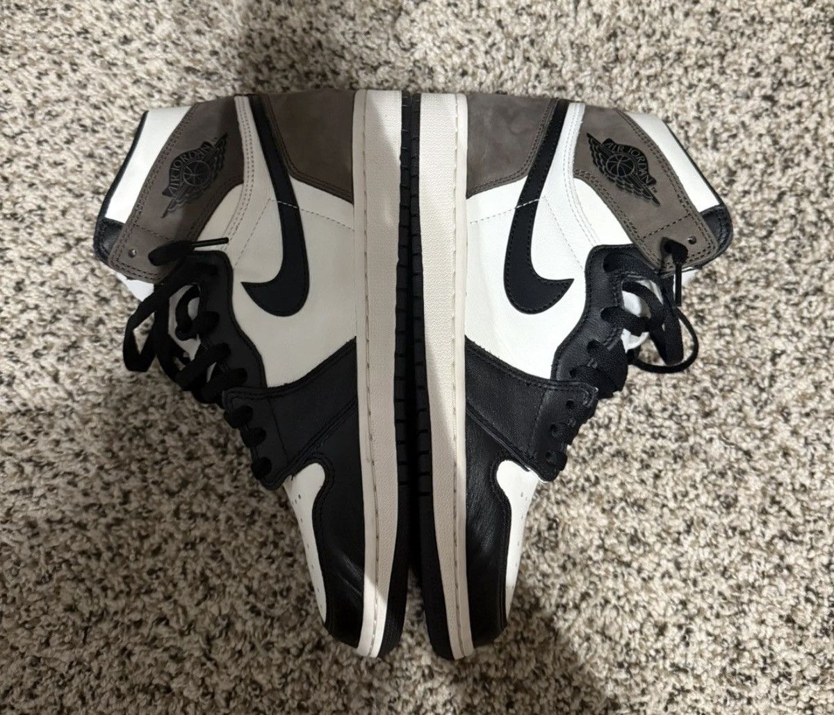 Jordan Brand Size 9.5- Jordan 1 Retro OG High Dark Mocha 555088-105 won Size US 9.5 / EU 42-43 - 5 Thumbnail