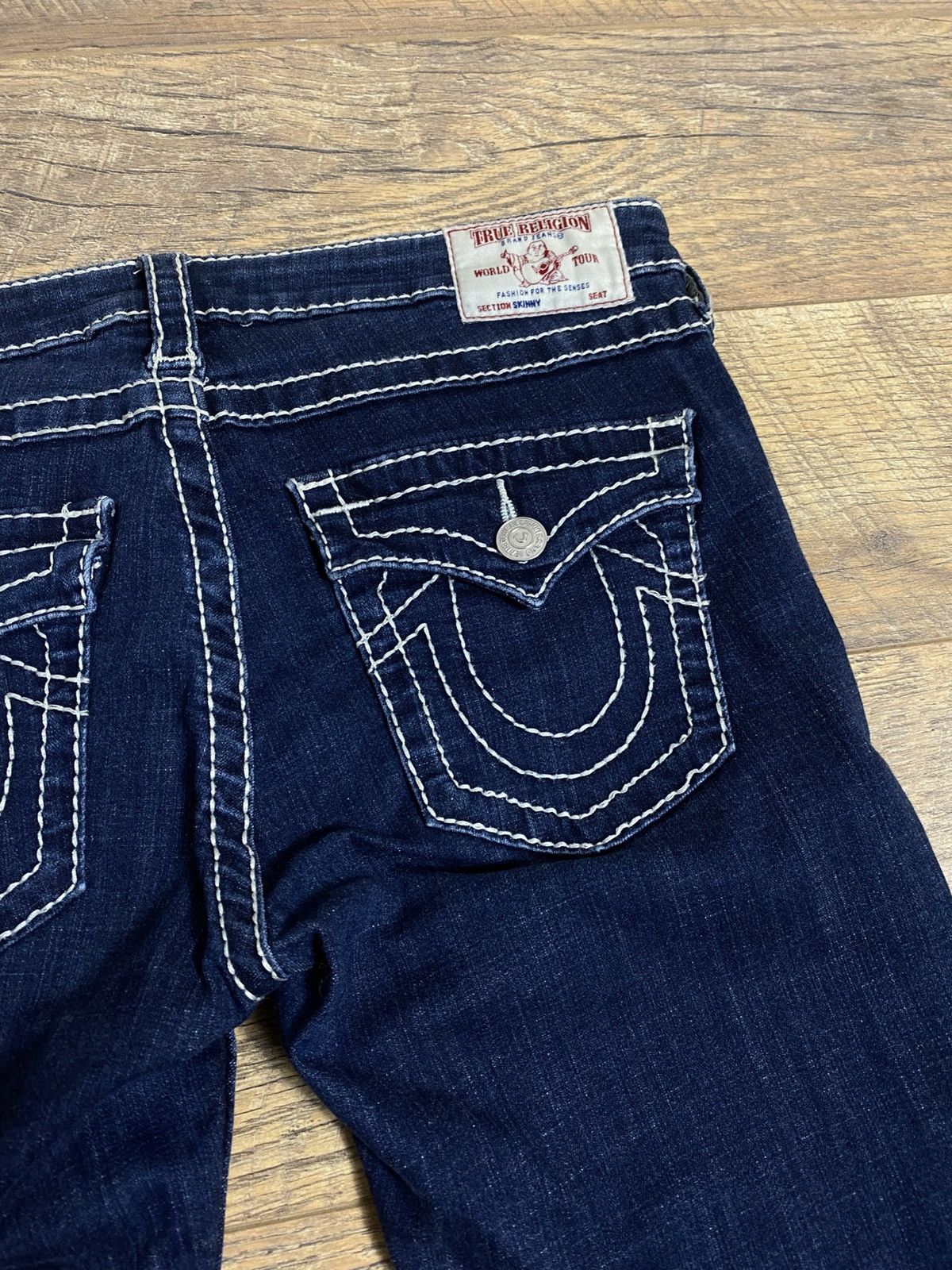 True Religion True Religion Big T Skinny Flap Jeans White Stitch 32 Size 32" / US 10 / IT 46 - 2 Thumbnail