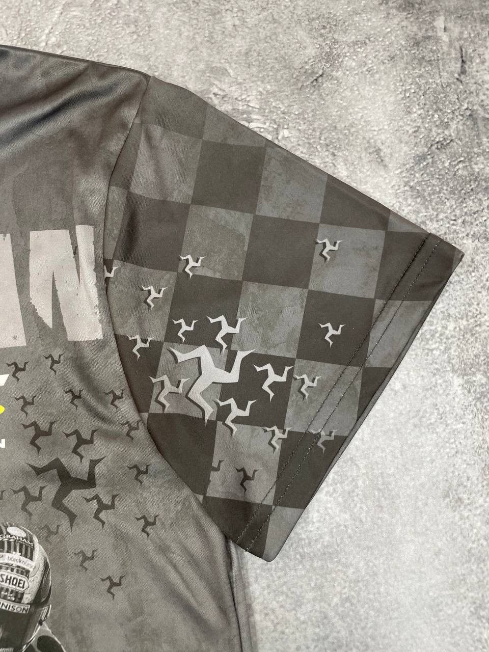 Other Isle Of Man TT Races Men Graphic T-Shirt Grey Size Size M Size US M / EU 48-50 / 2 - 3 Thumbnail