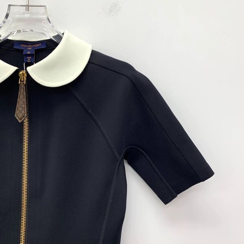 Louis Vuitton Louis Vuitton 24 Black Doll Neck Half Zipper Short Sleeve Size XS / US 0-2 / IT 36-38 - 3 Thumbnail