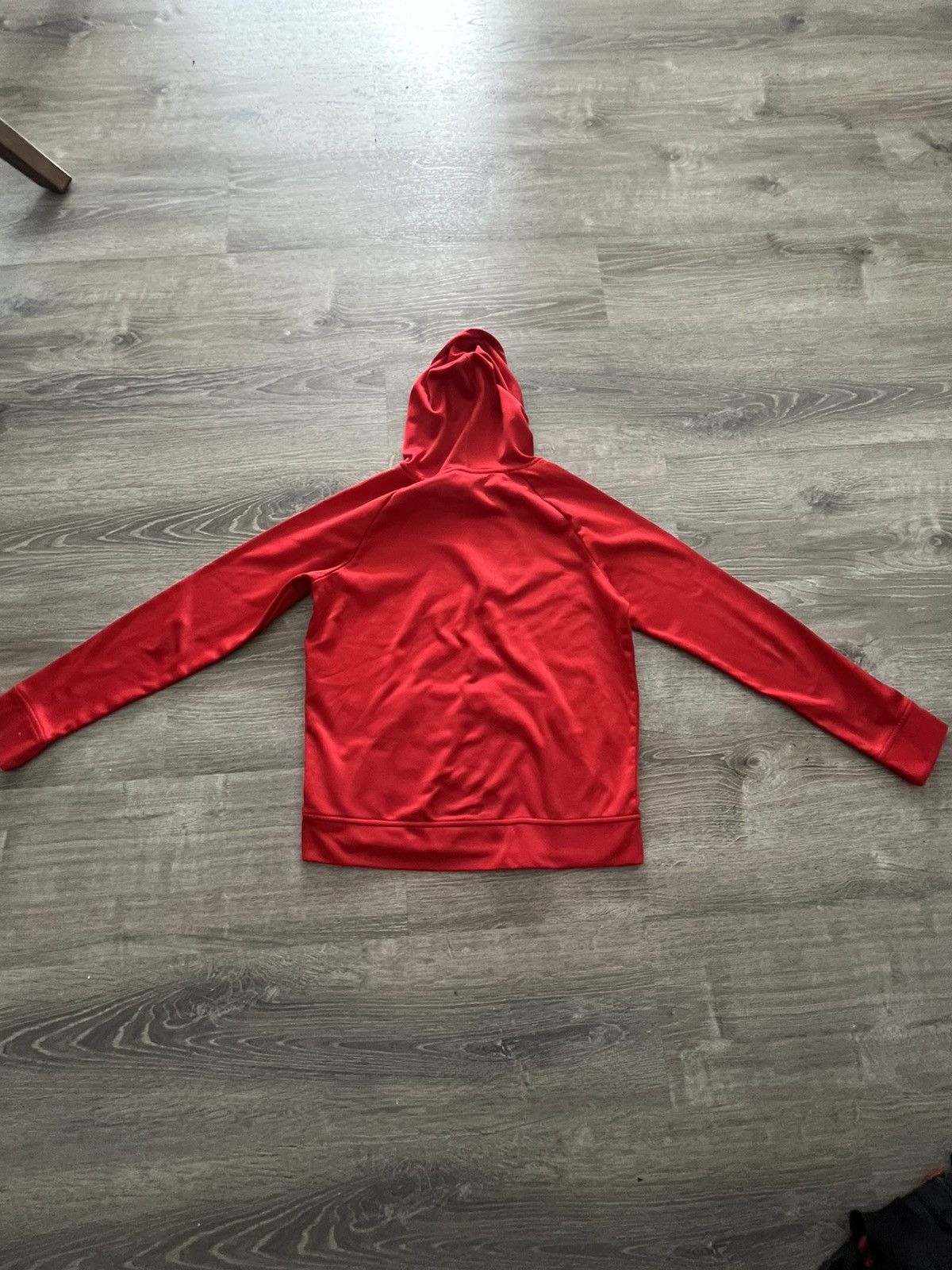 Nike Boys Red authentic Nike hoodie Size US XXS / EU 40 - 3 Thumbnail