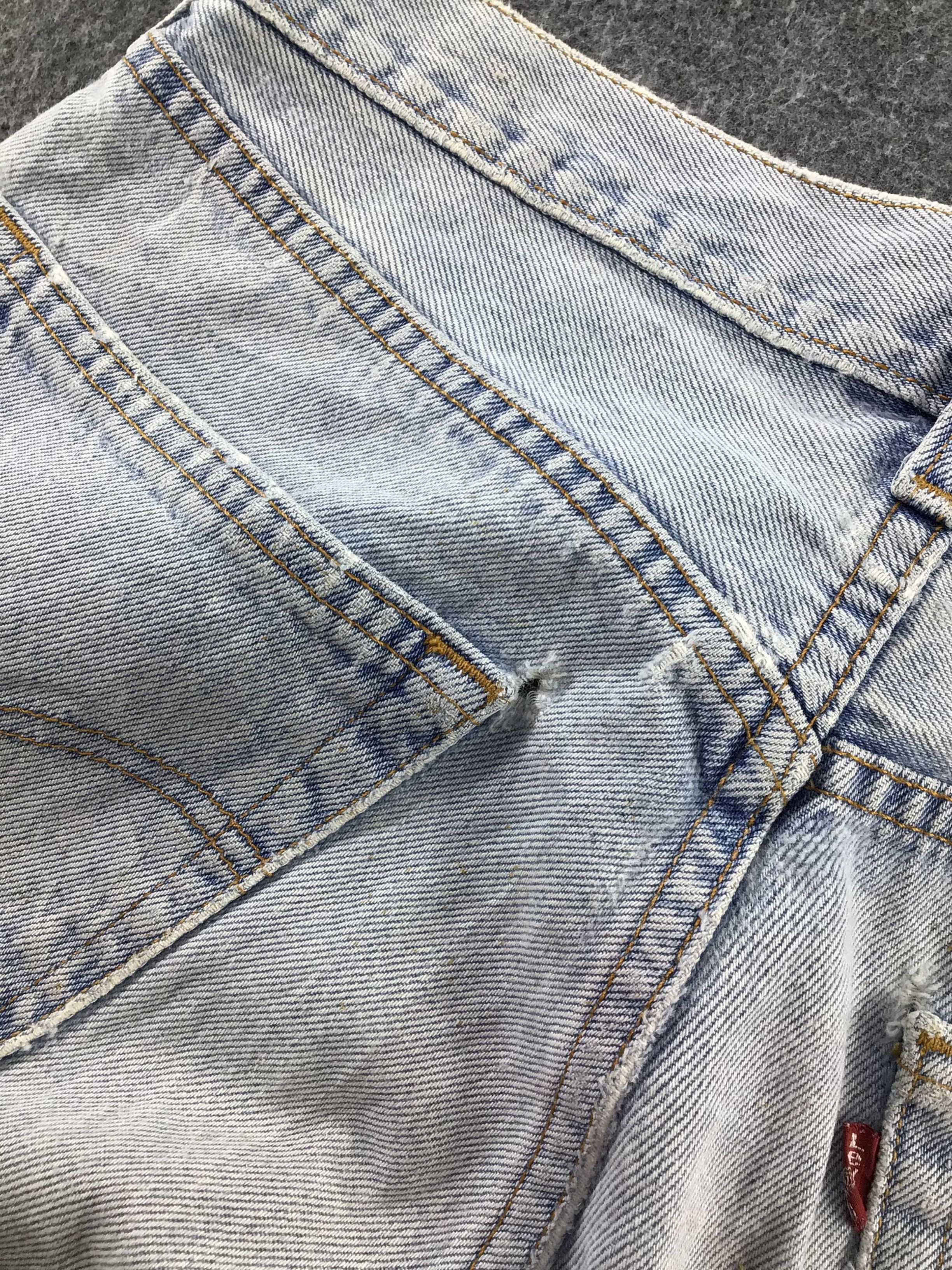 Levi's Vintage Levis 501 Jeans Light Levi's Wash Denim -J416 Size US 31 - 7 Thumbnail