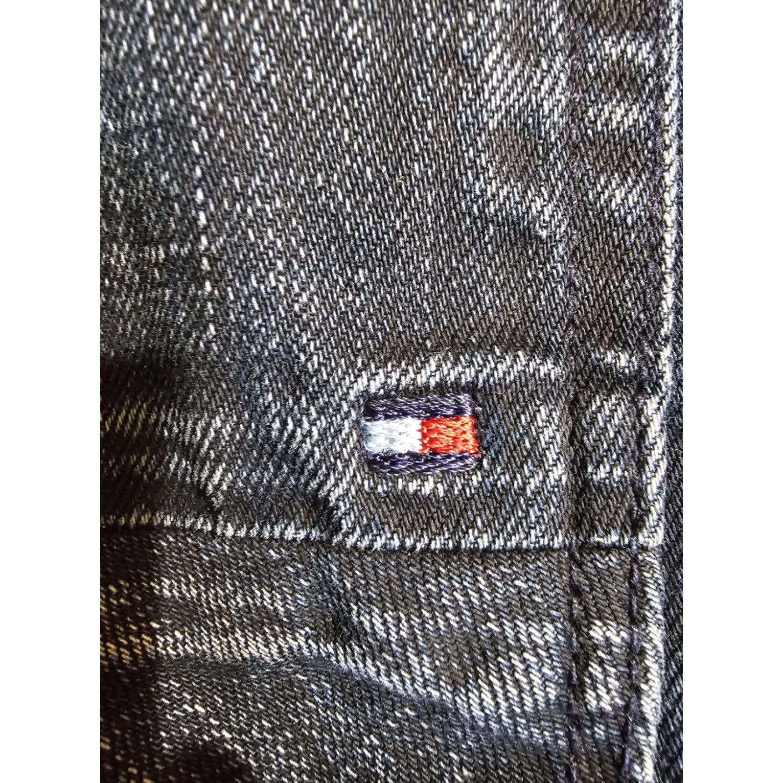 Tommy Hilfiger VINTAGE Tommy Hilfiger Jeans Denim 5 Pocket Mens Size 36x34 Dark Wash 90s USA Size US 36 / EU 52 - 6 Thumbnail