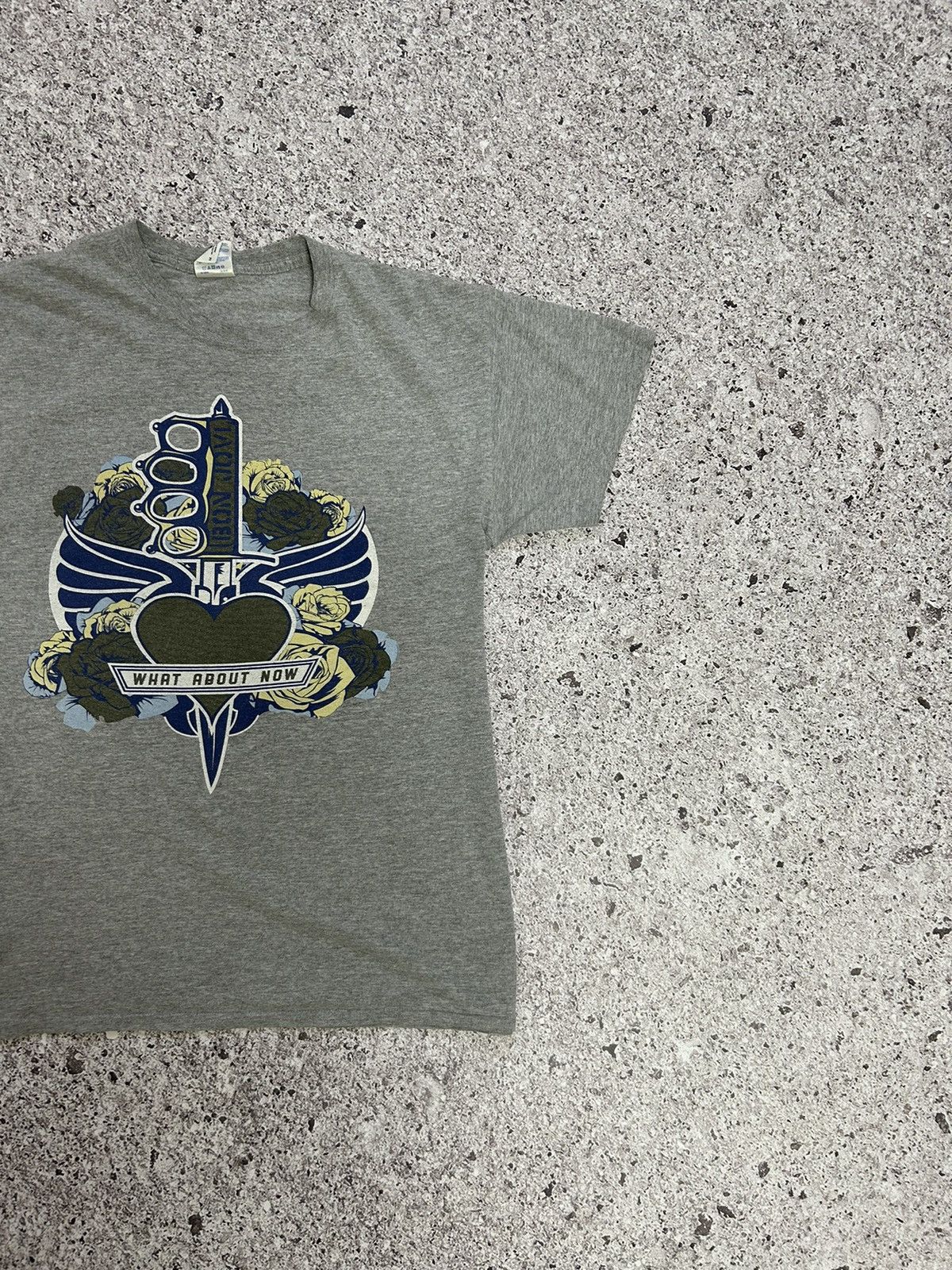 Bon Jovi × Vintage Vintage 2013 Bon Jovi What About Now World Tour T-Shirt Size US M / EU 48-50 / 2 - 2 Thumbnail