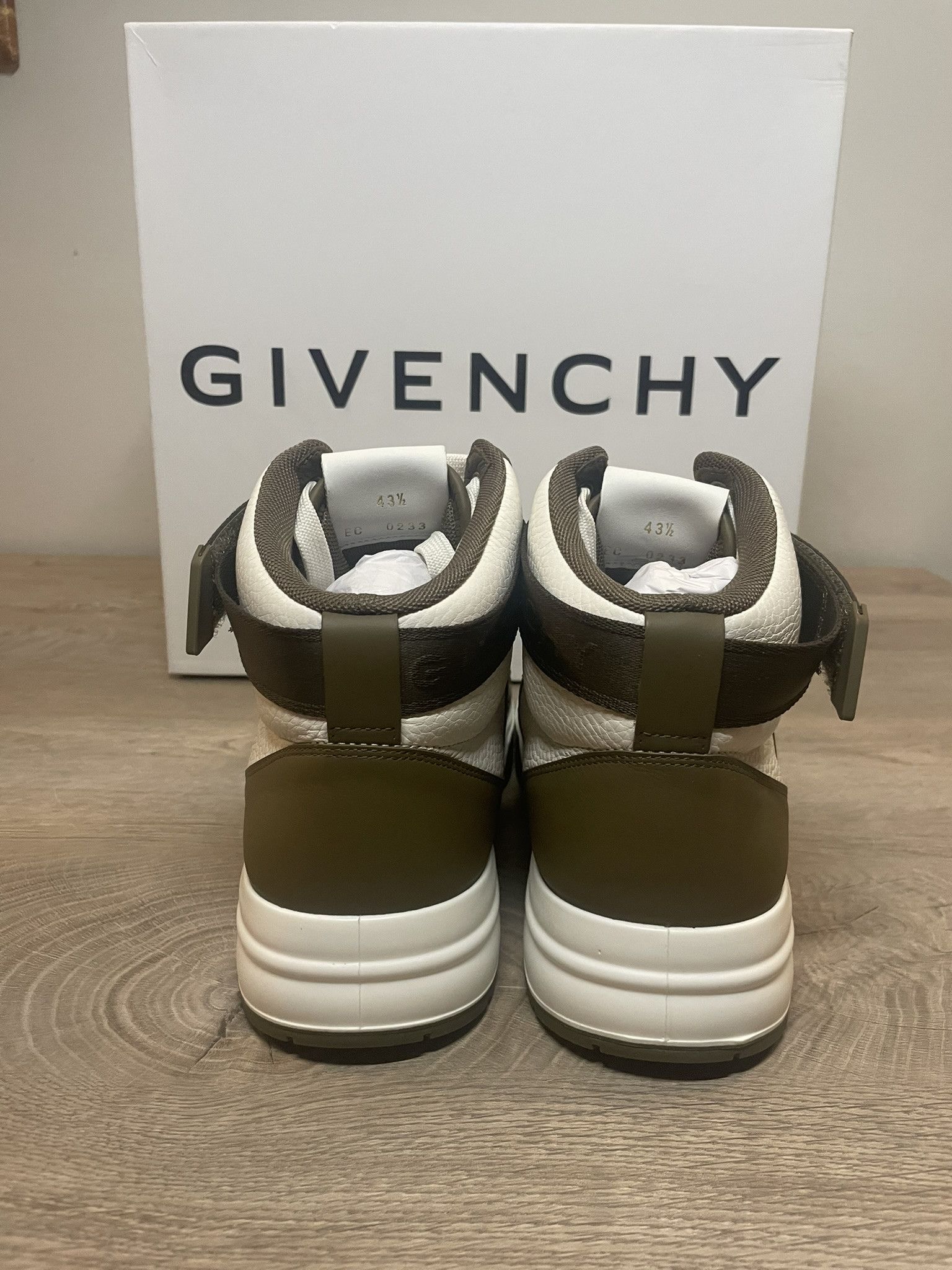 Givenchy High Top Sneakers G4 Givenchy Size US 10.5 / EU 43-44 - 4 Thumbnail