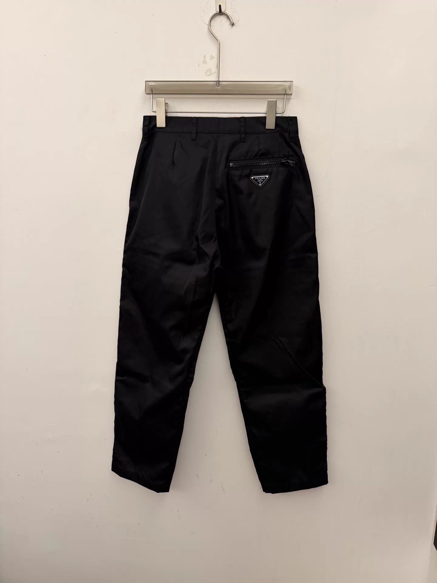 Prada PRADA Nylon Tech Triangle Logo Pants 38s, New Tried On Only Size 26" / US 2 / IT 38 - 3 Thumbnail