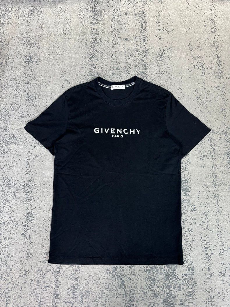 Givenchy Givenchy Incomplete Chest Logo Print Short Sleeve Size US M / EU 48-50 / 2 - 1 Thumbnail