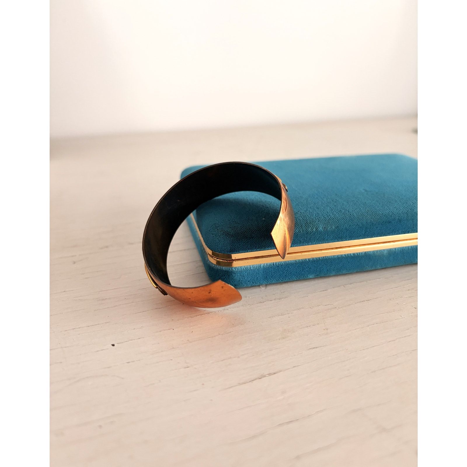 Other Vintage Copper Faux Turquoise Cuff Bangle Bracelet Size ONE SIZE - 3 Thumbnail