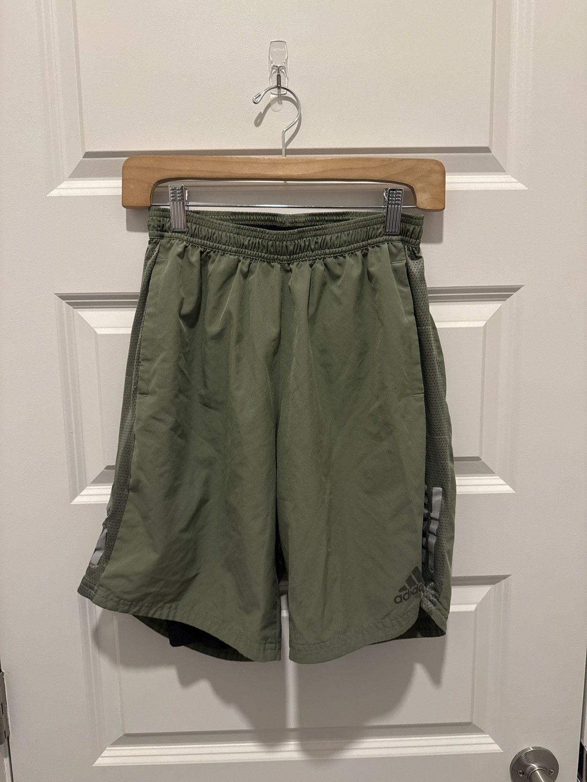 Adidas Adidas Running Shorts Green Size US 32 / EU 48 - 2 Thumbnail