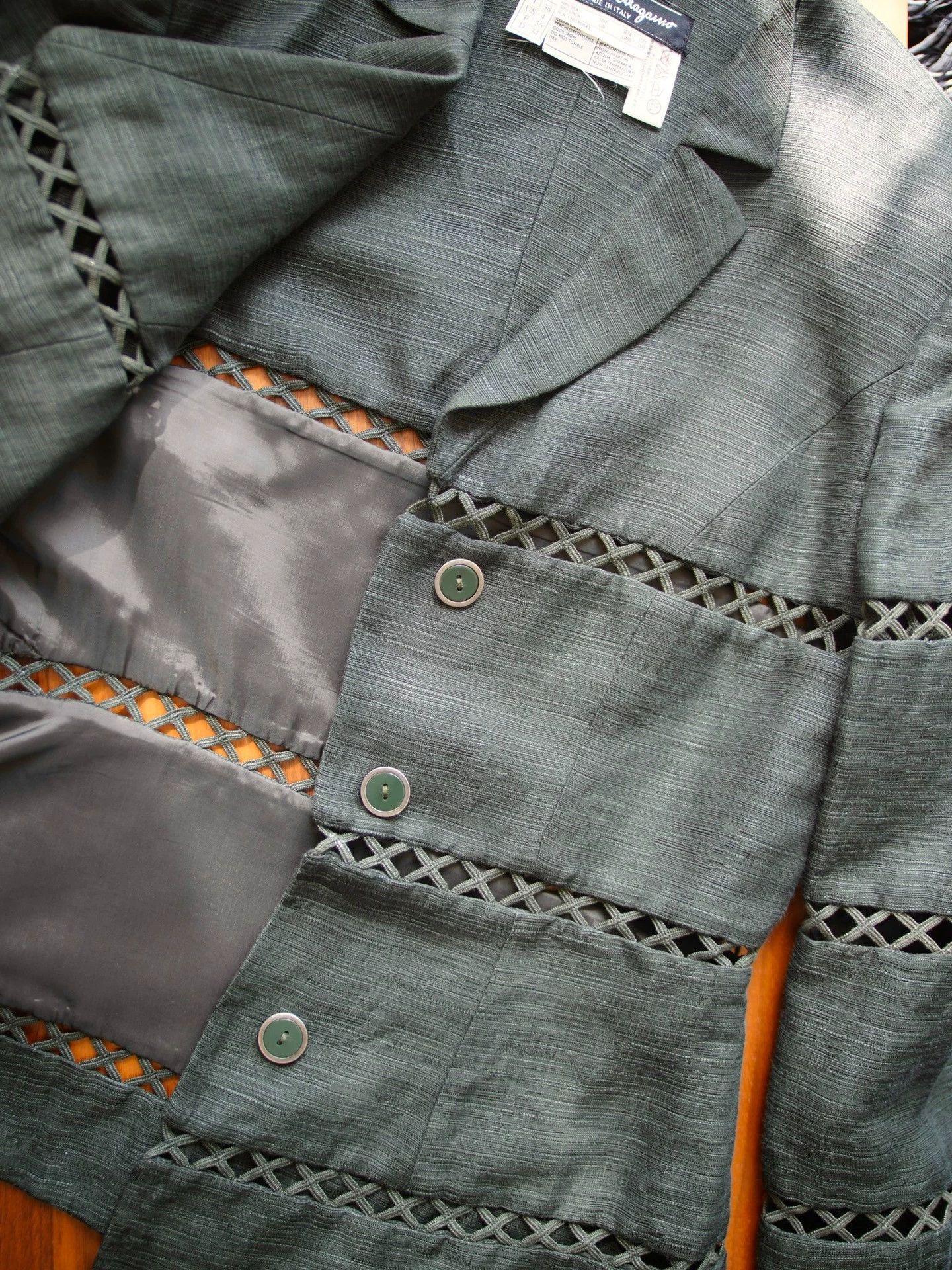 Salvatore Ferragamo Ferragamo Vintage Olive Silk Linen Cutout Blazer Fr36 Size XS / US 0-2 / IT 36-38 - 7 Thumbnail