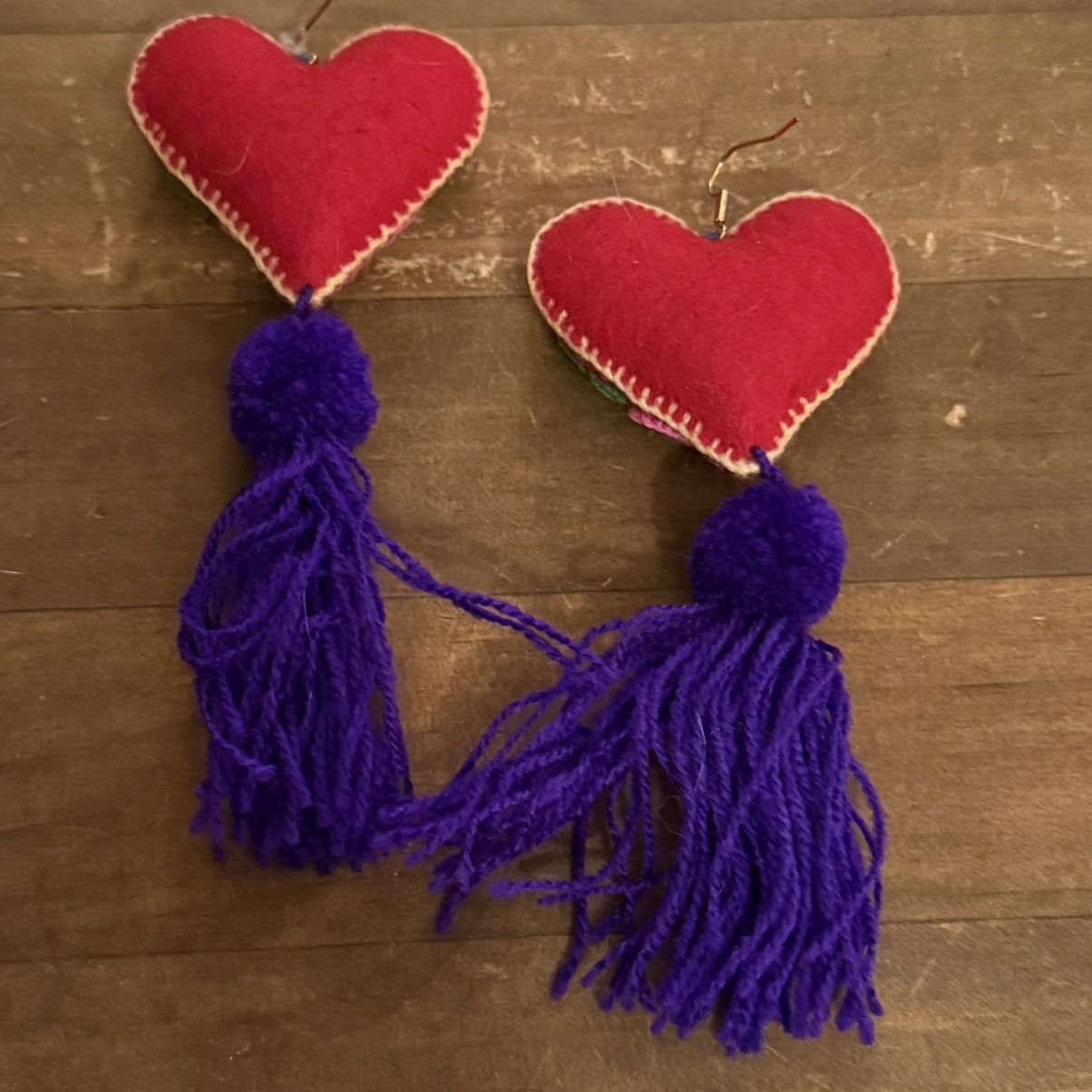 Other Colorful embroidered heart tassel earrings Size ONE SIZE - 3 Thumbnail