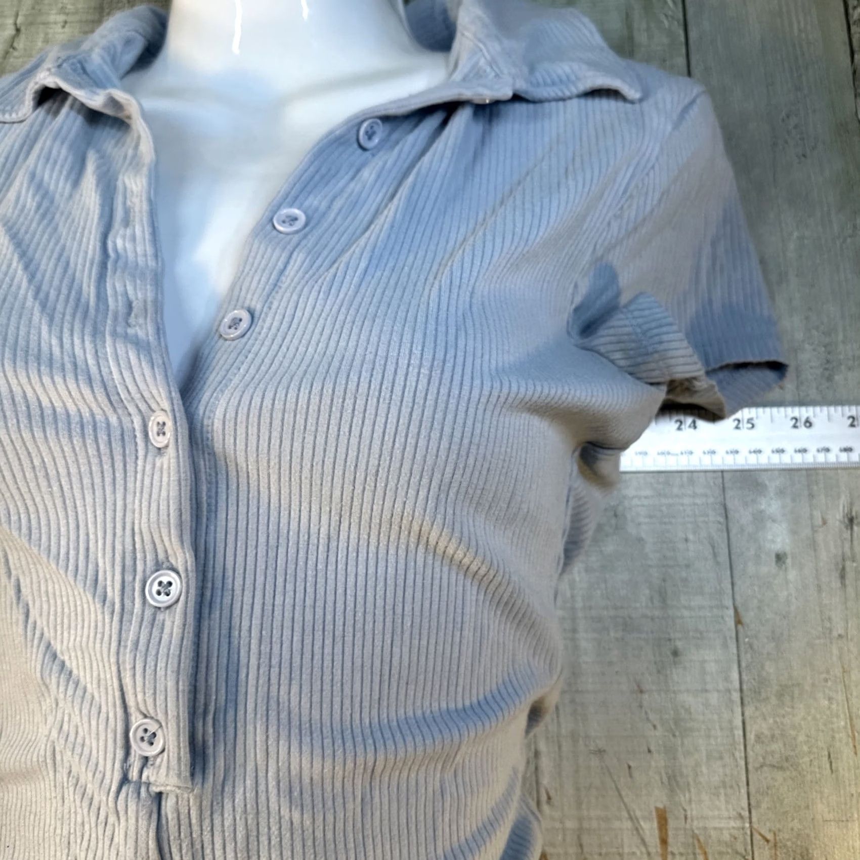 Vintage LNLZ Womens Ribbed Romper Light Blue Short Sleeve Button Front Size S Size 28" / US 6 / IT 42 - 4 Thumbnail