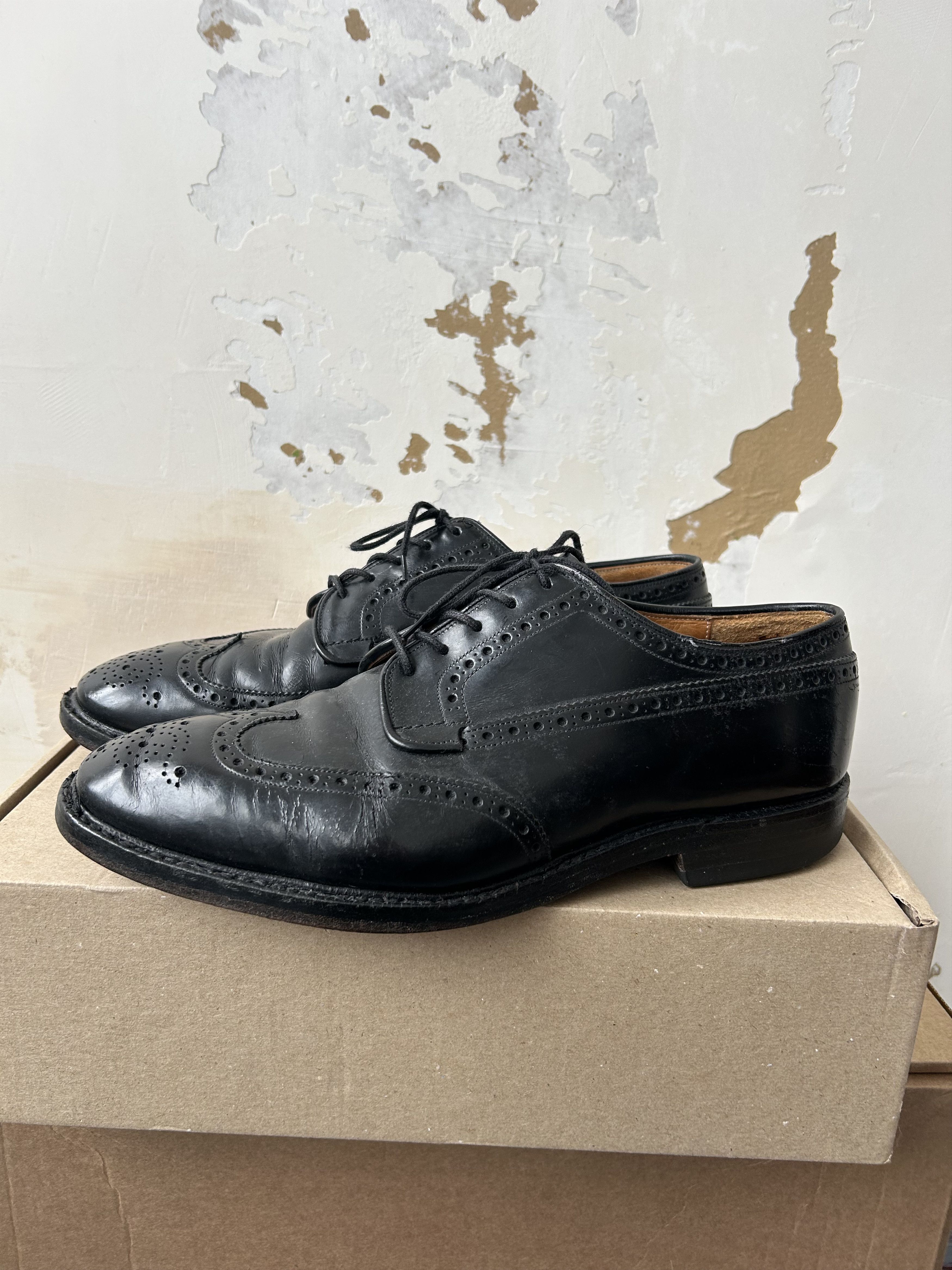 Church's Church's Custom Wing Tip Oxford Dress Chetwynd Leather Uk9 Size US 10 / EU 43 - 1 Thumbnail
