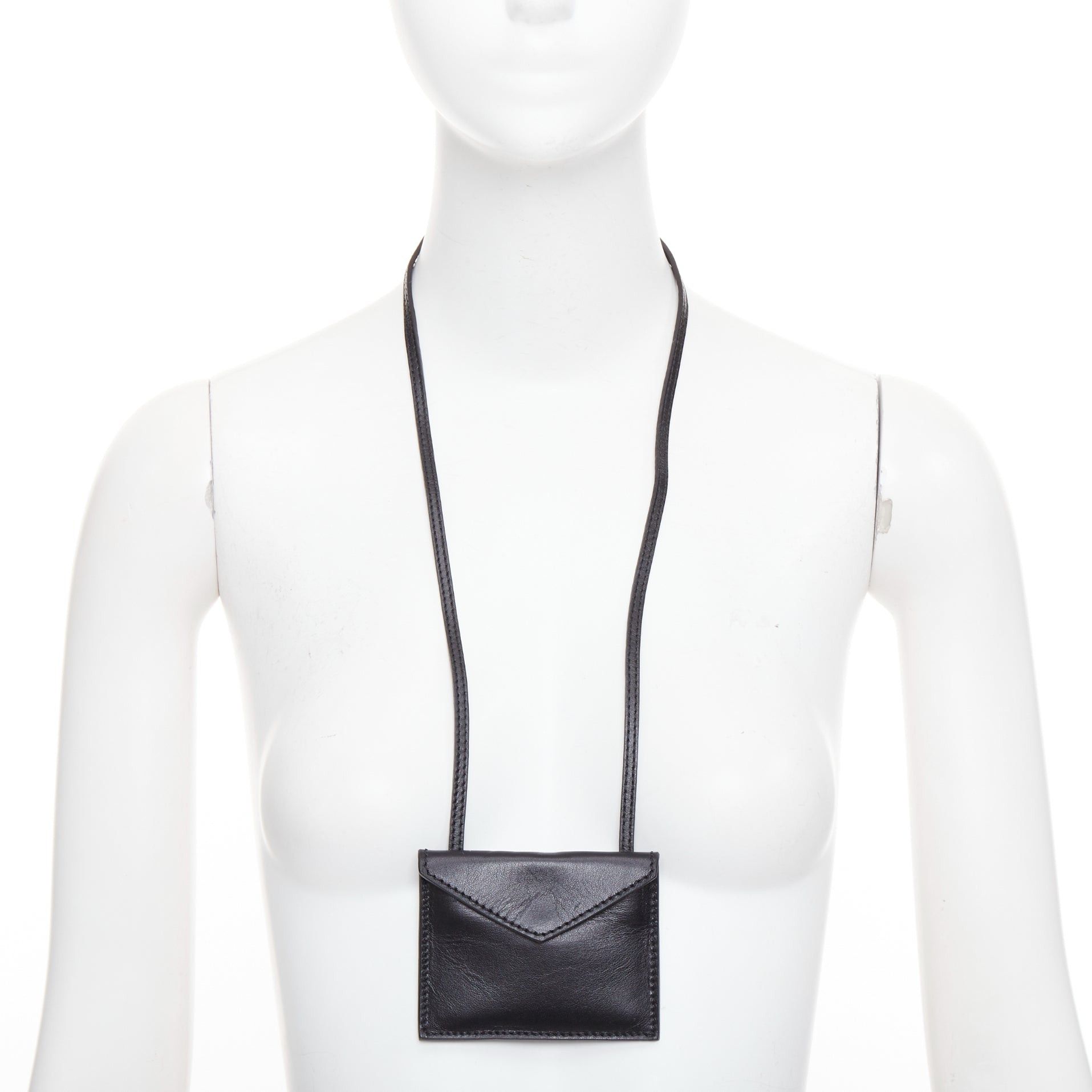 Giambattista Valli GIAMBATTISTA VALLI black leather mini envelop pouch necklace Size ONE SIZE - 1 Thumbnail