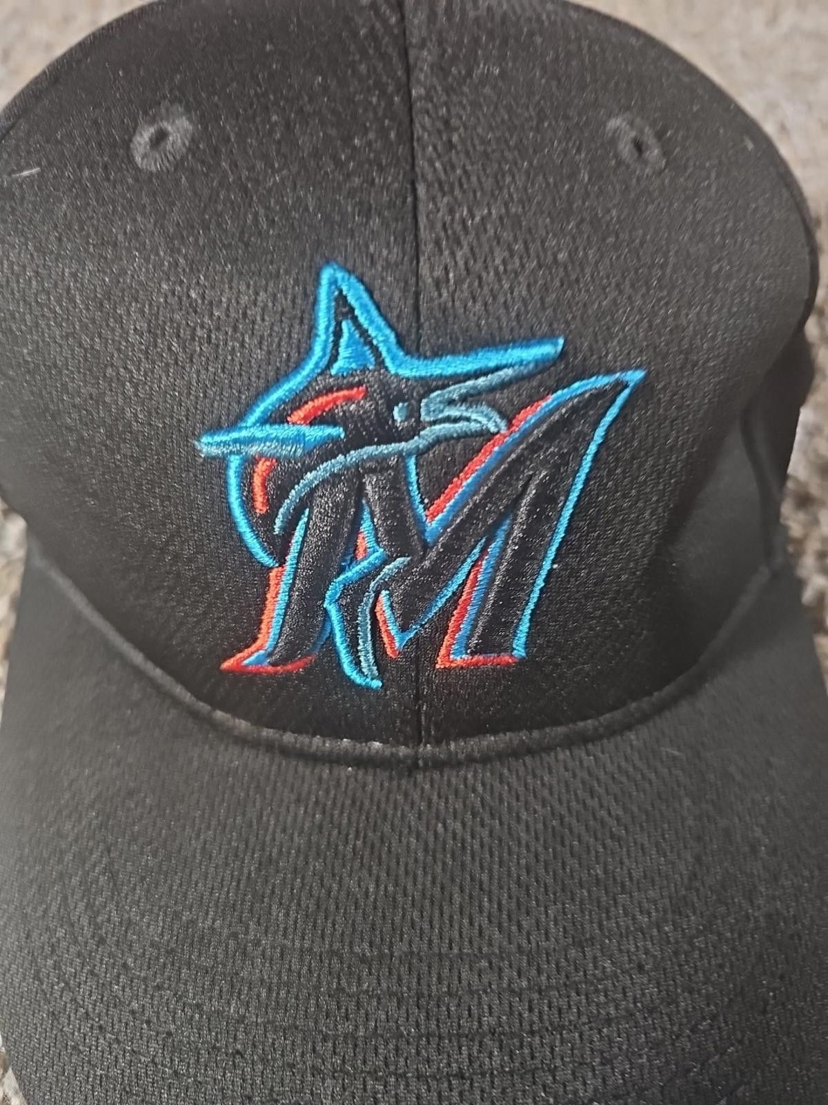 Other Team MLB Florida Marlins Youth Strapback Baseball Hat Black Size ONE SIZE - 3 Thumbnail
