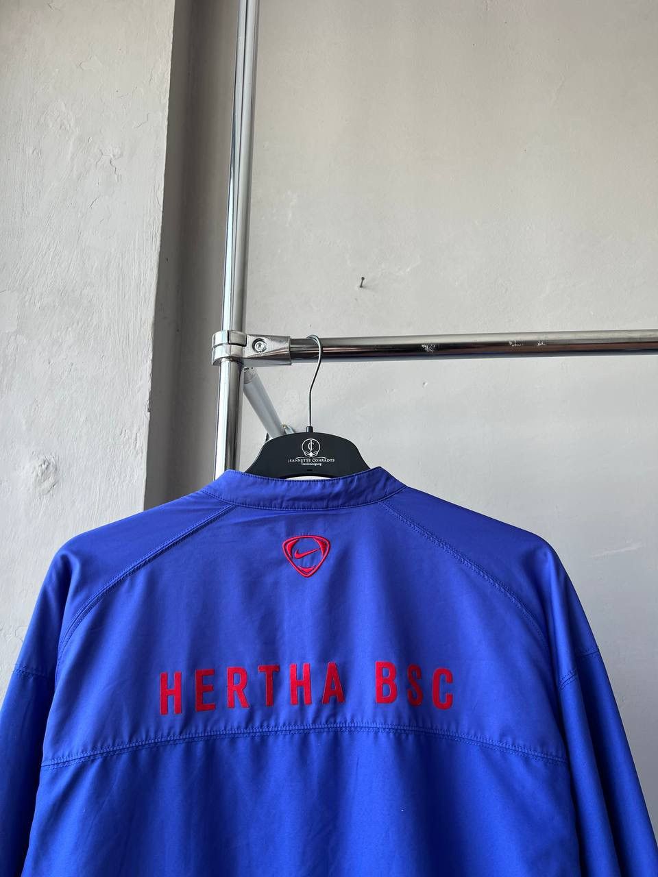 Nike 2007/08 HERTHA BSC BERLIN NIKE TRAINING VINTAGE SOCCERJACKET Size US L / EU 52-54 / 3 - 17 Thumbnail