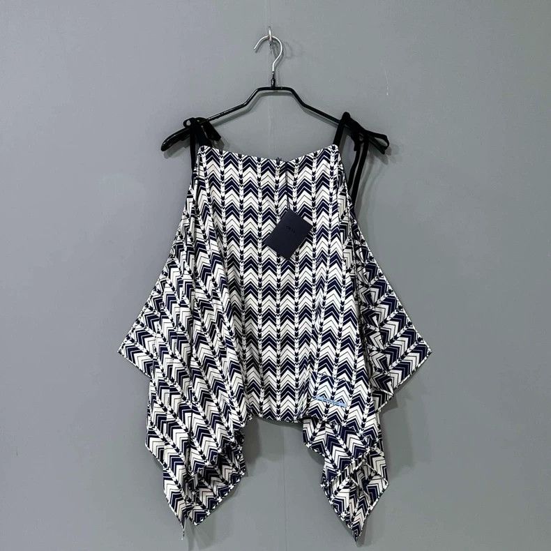 Prada Prada Blue irregular vest 2504-Nextarrow Size S / US 4 / IT 40 - 1 Thumbnail