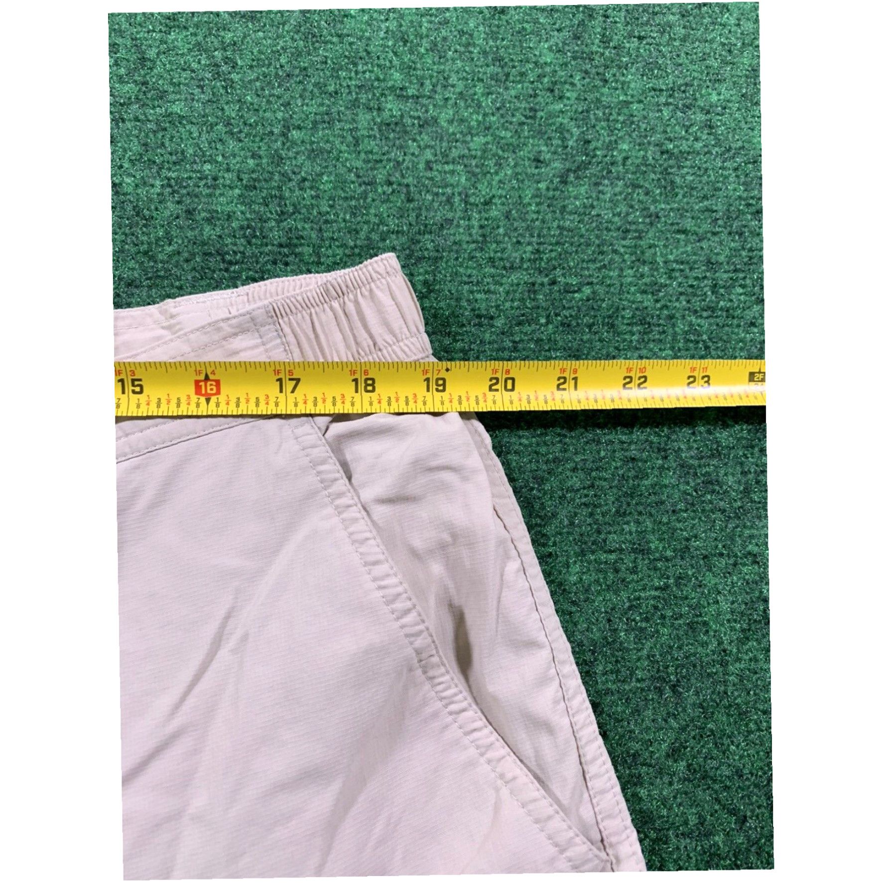 Logo 7 Columbia Shorts Mens Adult Khaki Casual Outdoor PFG Logo Pockets Size 40W Size US 40 / EU 56 - 6 Thumbnail